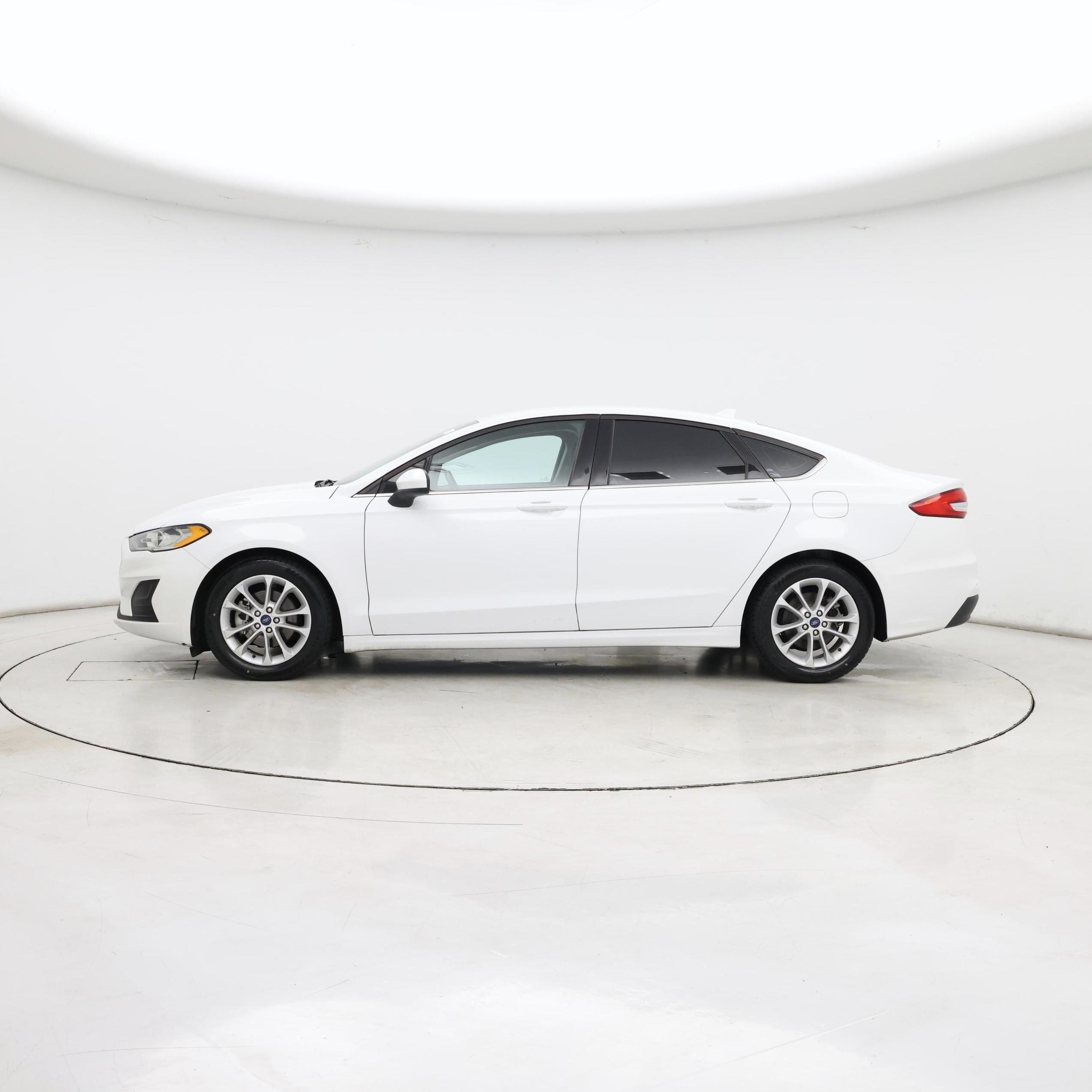 Thumbnail: 2020 Ford Fusion - 3