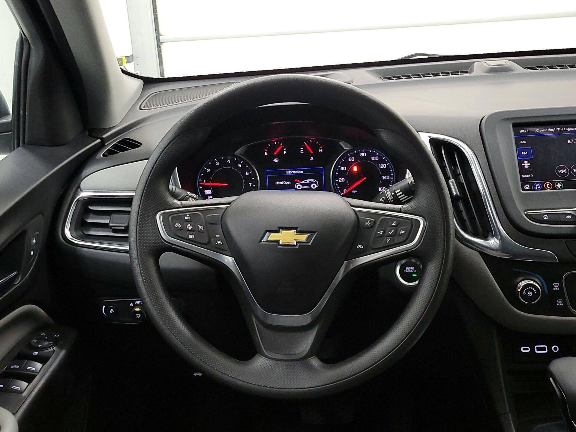 Thumbnail: 2022 Chevrolet Equinox - 10