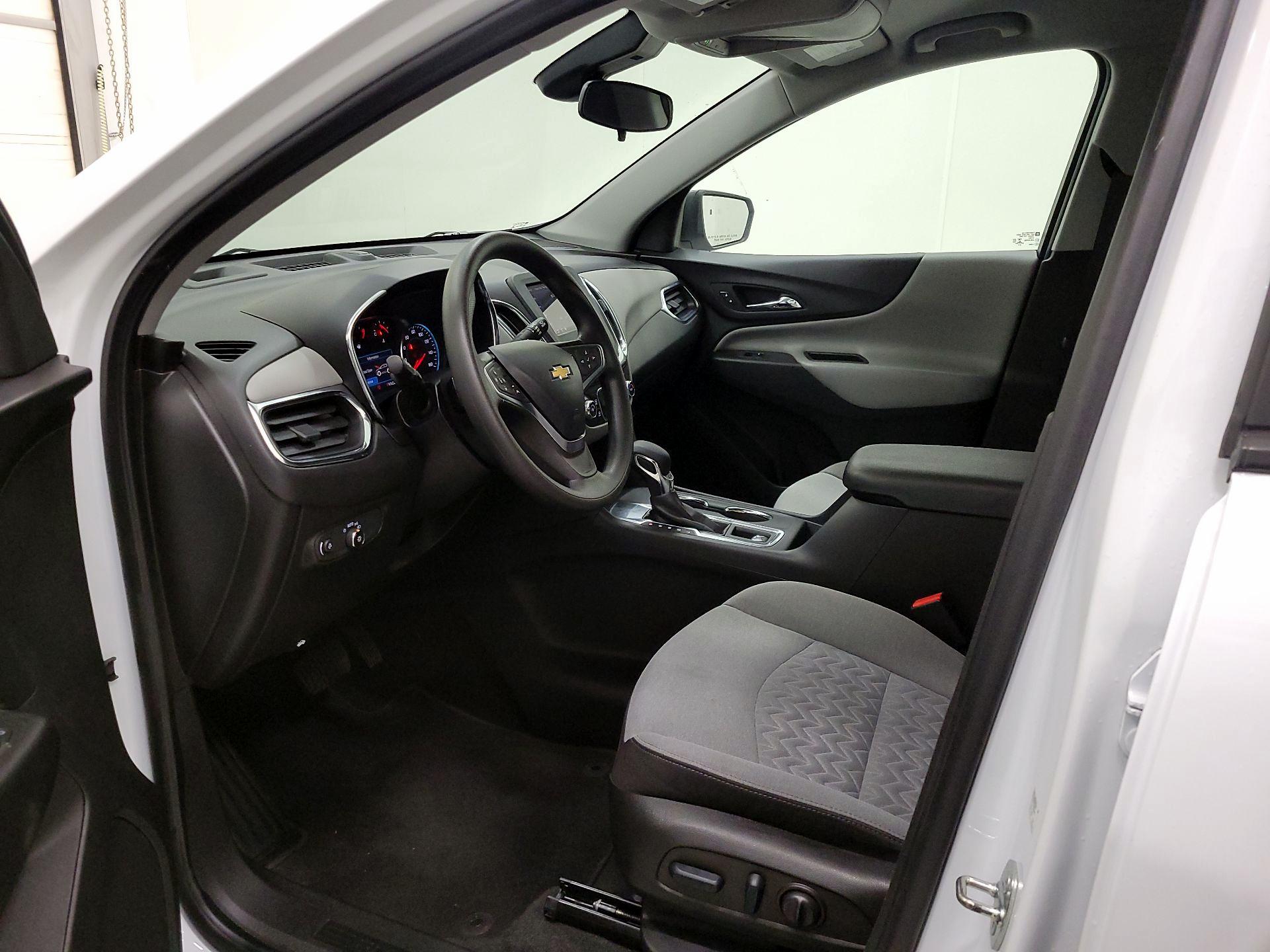 Thumbnail: 2022 Chevrolet Equinox - 11