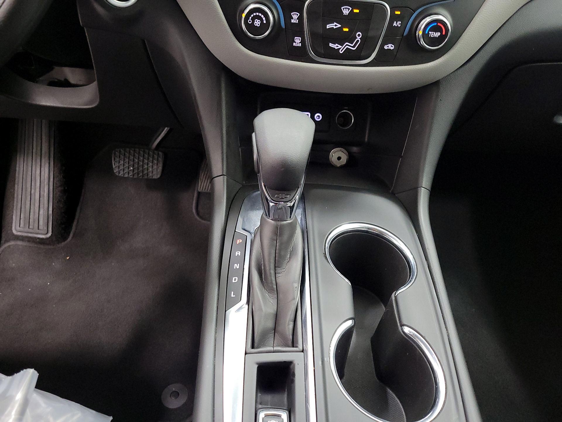 Thumbnail: 2022 Chevrolet Equinox - 17