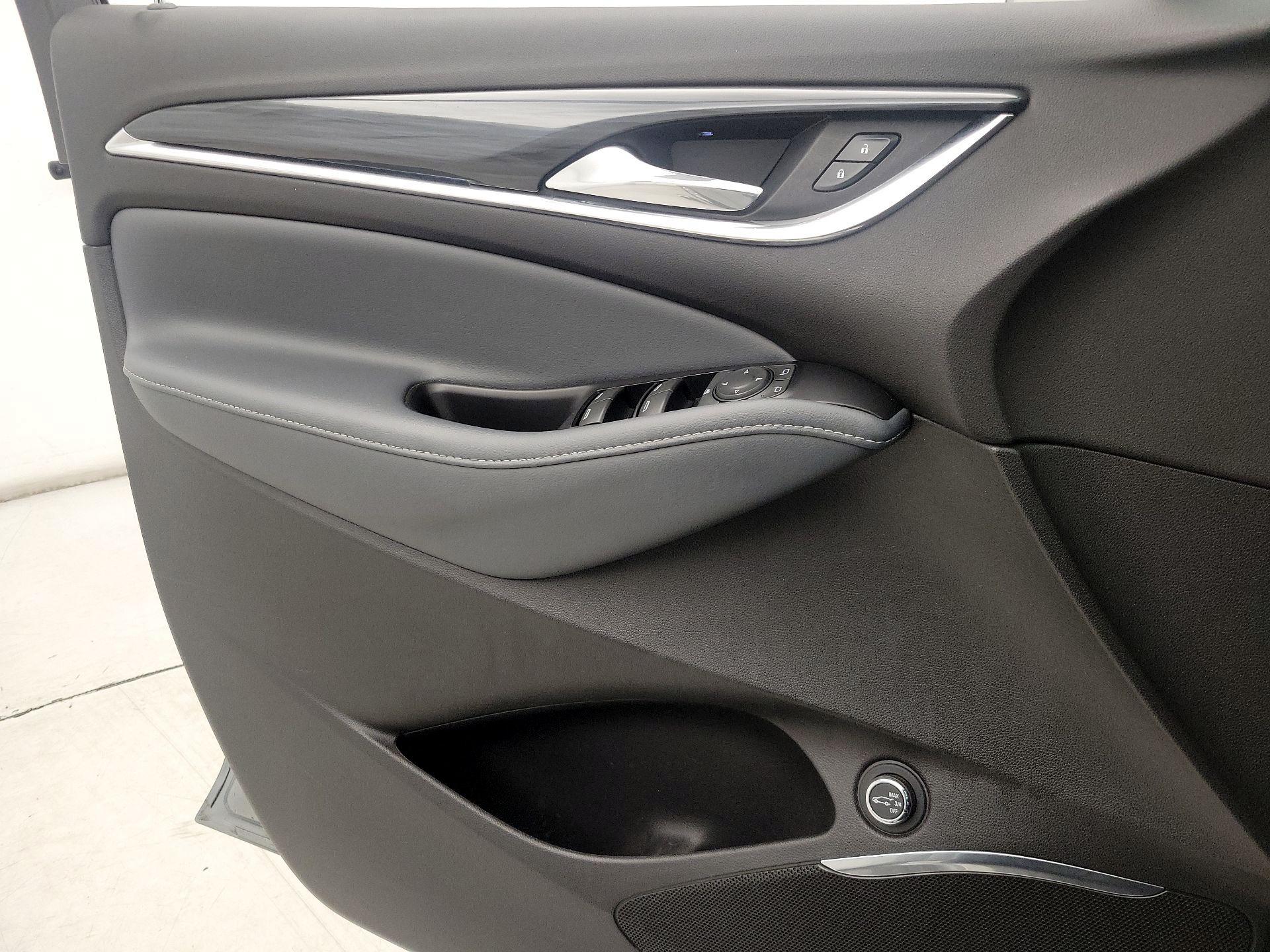 Thumbnail: 2023 Buick Enclave - 12