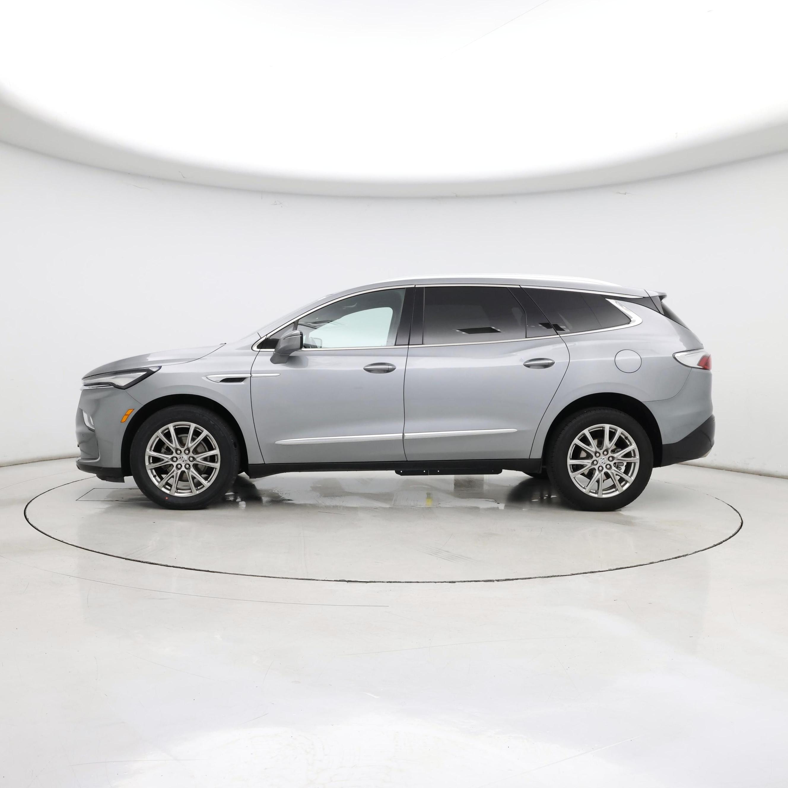 Thumbnail: 2023 Buick Enclave - 3