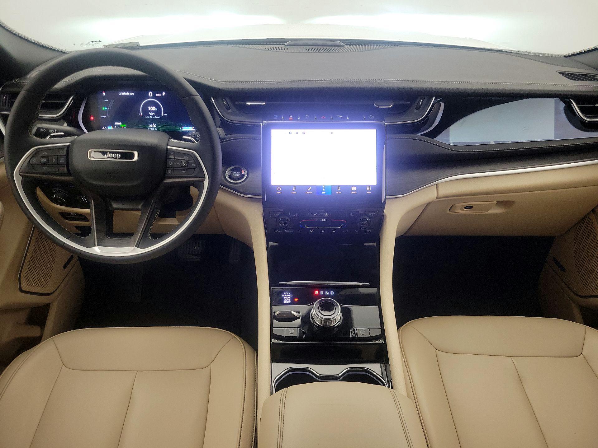 Thumbnail: 2023 Jeep Grand Cherokee - 9