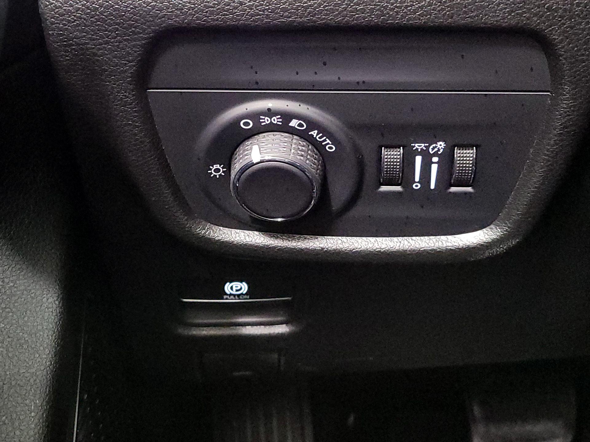 Thumbnail: 2023 Jeep Grand Cherokee - 13