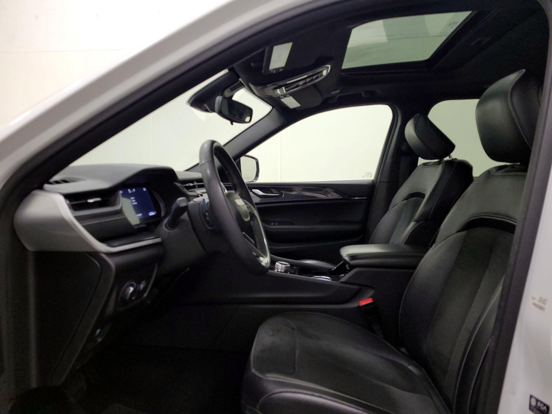 Thumbnail: 2023 Jeep Grand Cherokee - 19