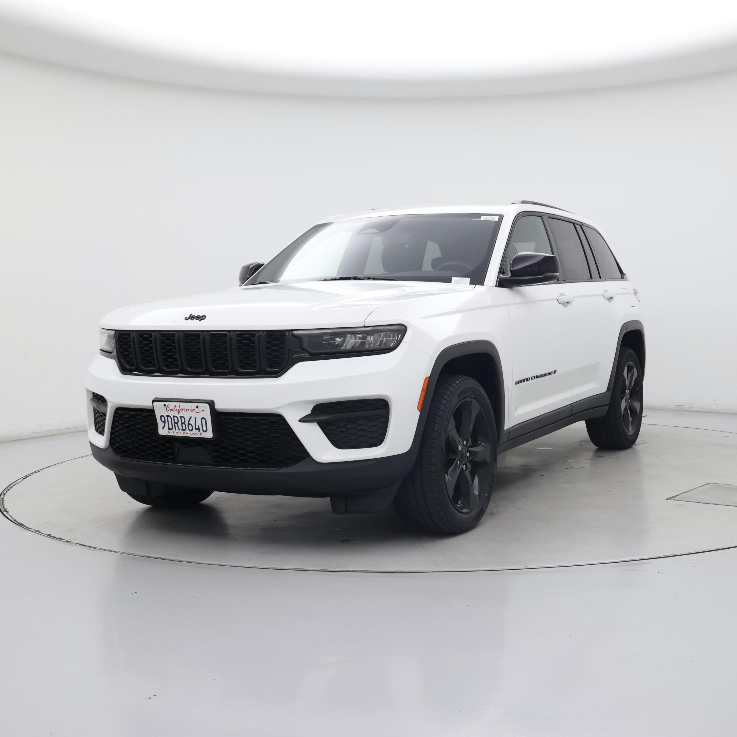 Thumbnail: 2023 Jeep Grand Cherokee - 4