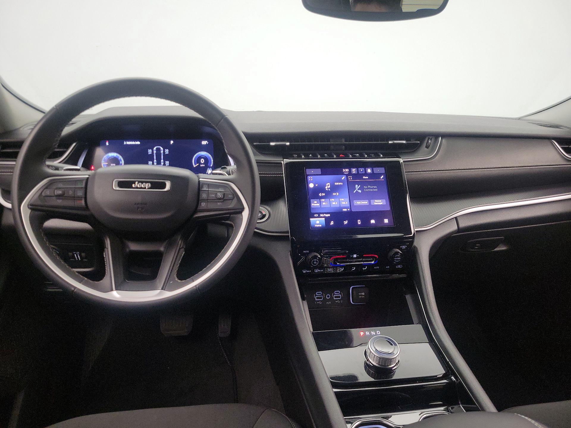 Thumbnail: 2023 Jeep Grand Cherokee L - 9