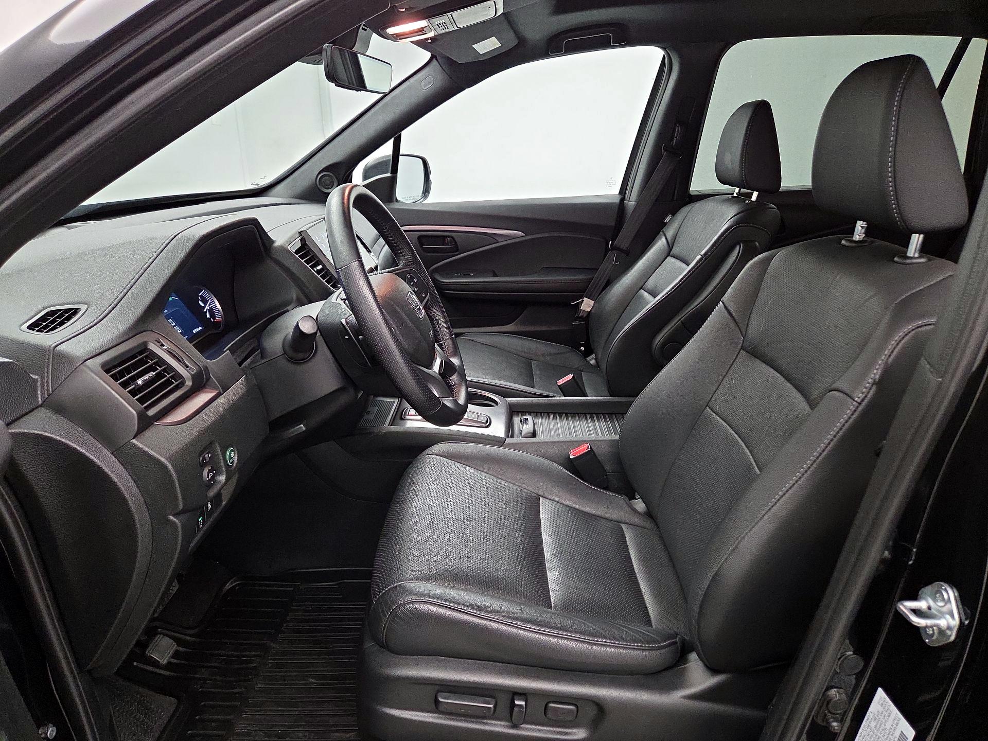 Thumbnail: 2023 Honda Passport - 11