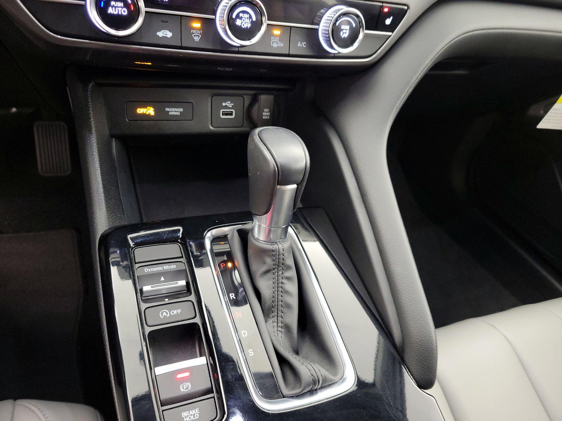 Thumbnail: 2025 Acura Integra - 17