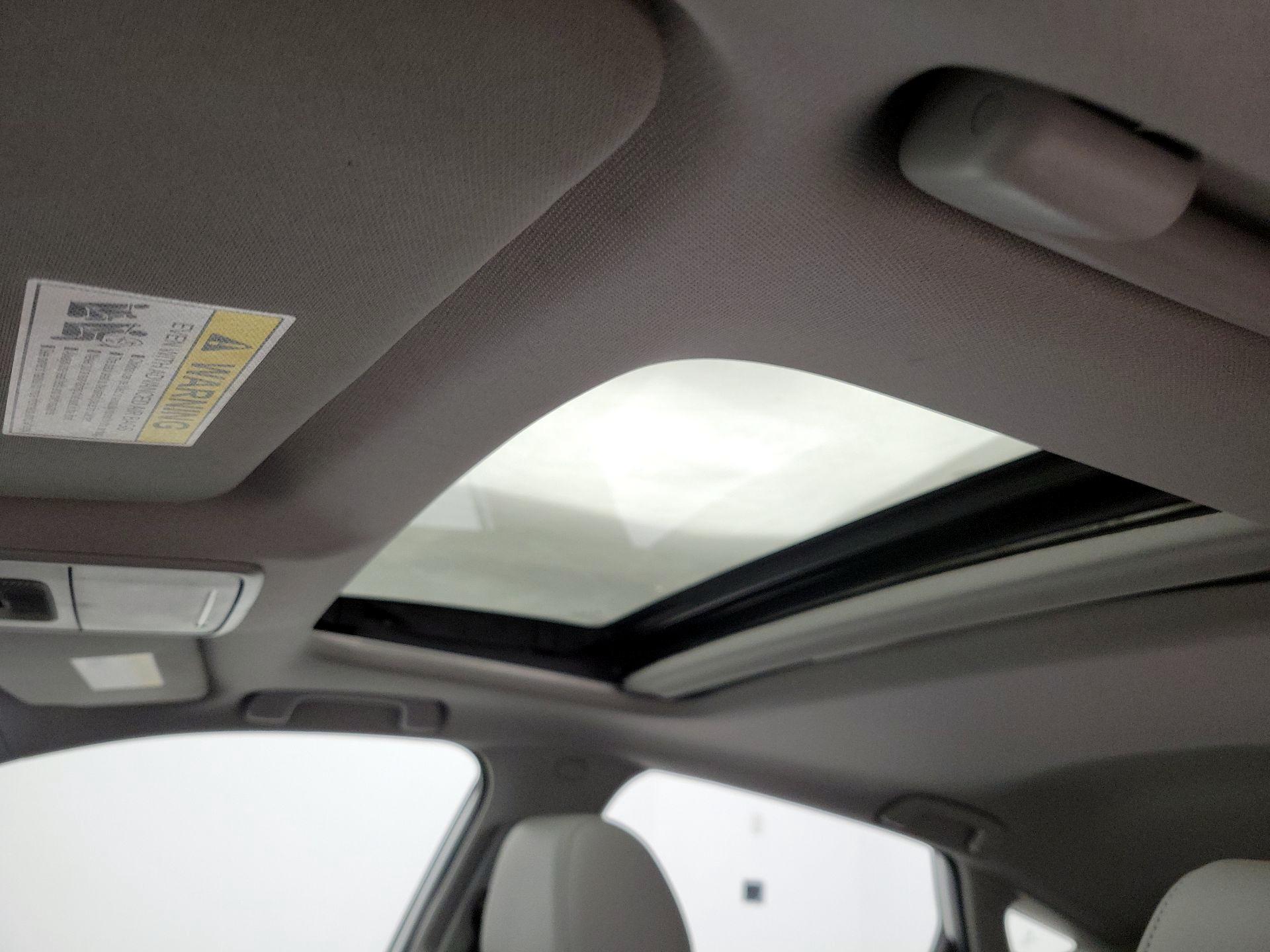 Thumbnail: 2025 Acura Integra - 19