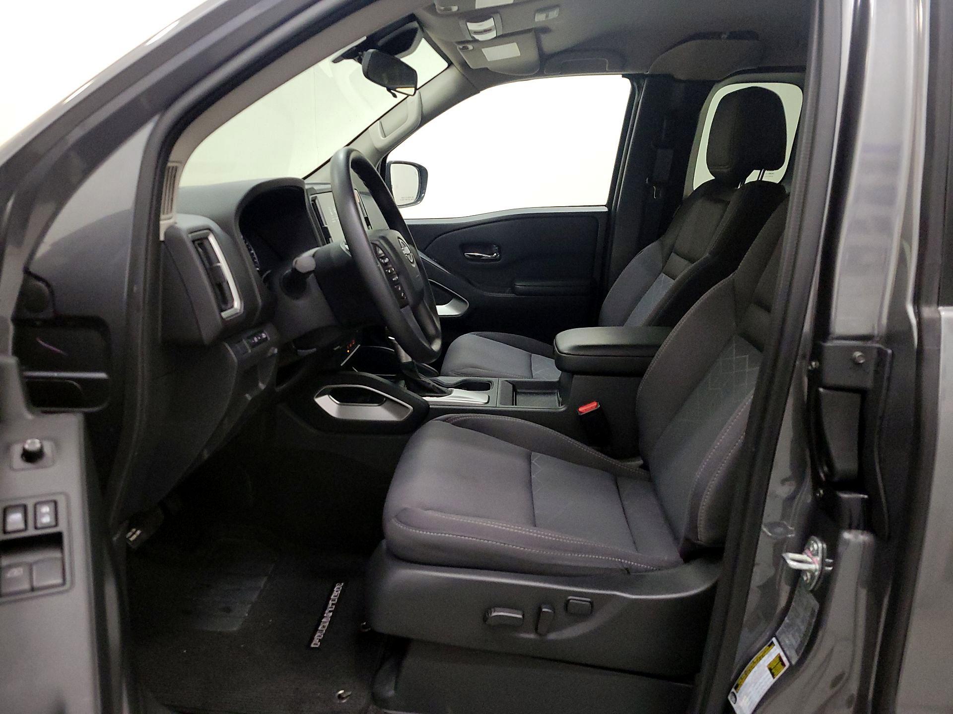 Thumbnail: 2025 Nissan Frontier - 11