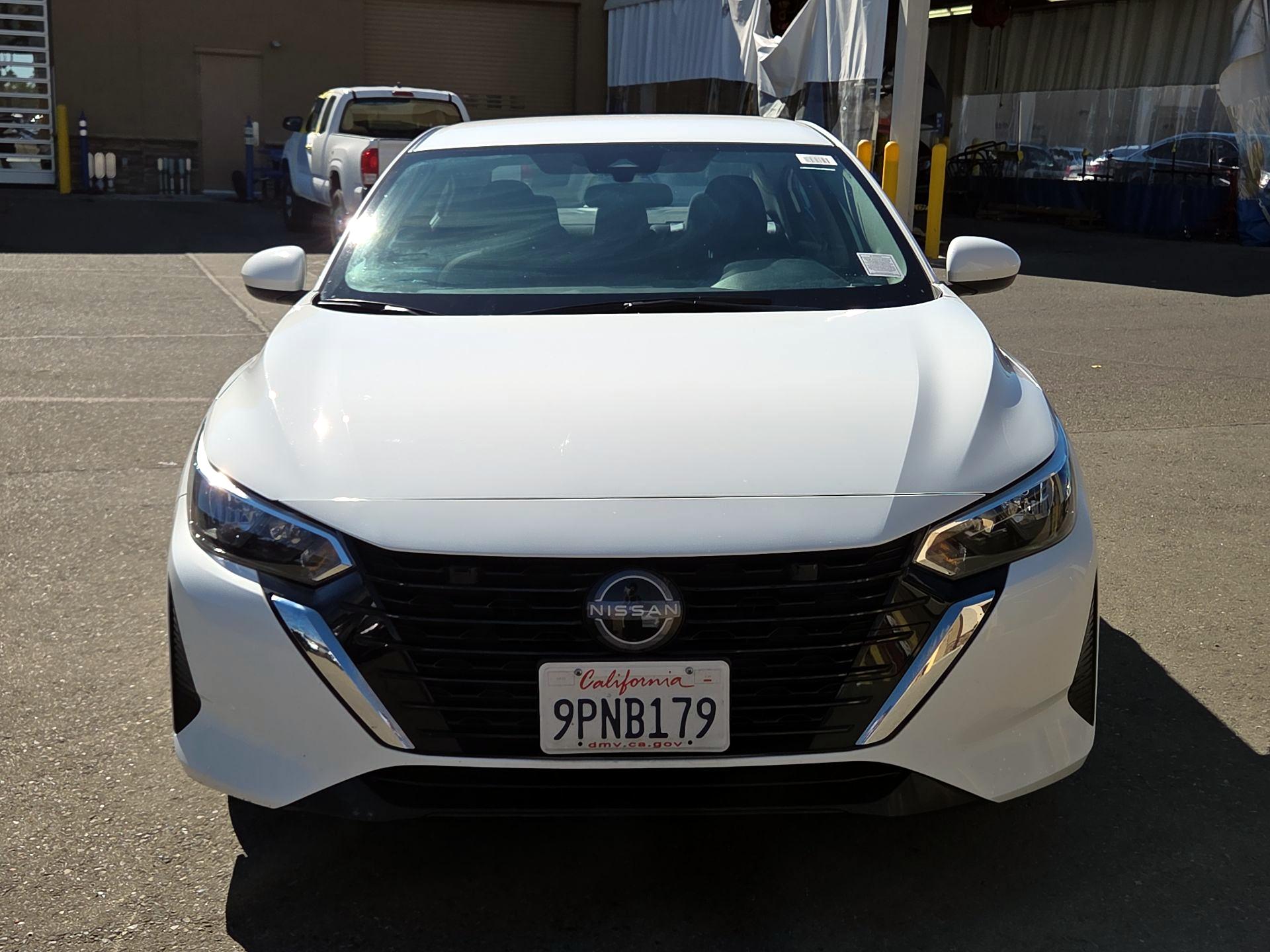 Thumbnail: 2025 Nissan Sentra - 2