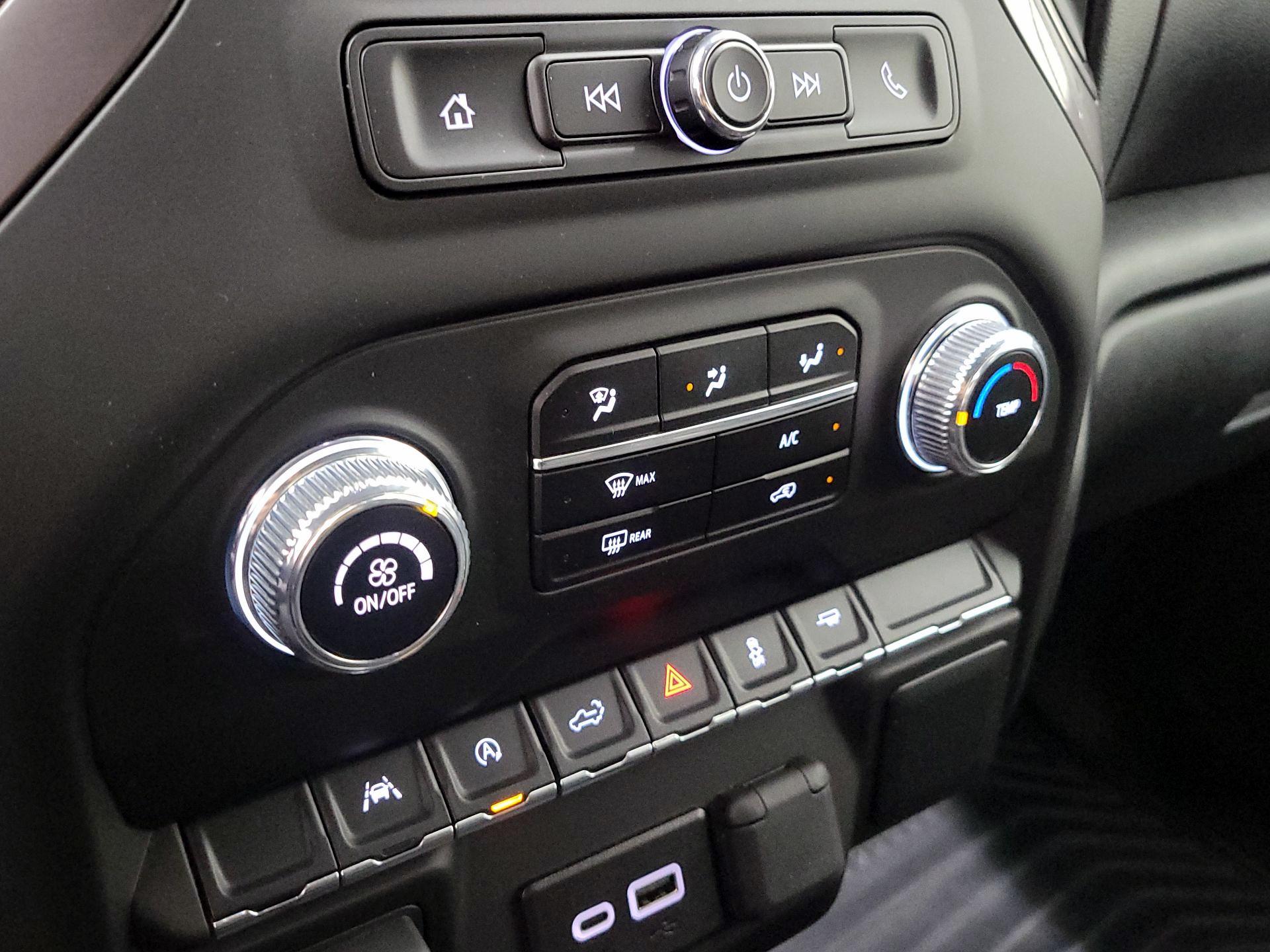 Thumbnail: 2024 GMC Sierra 1500 - 16