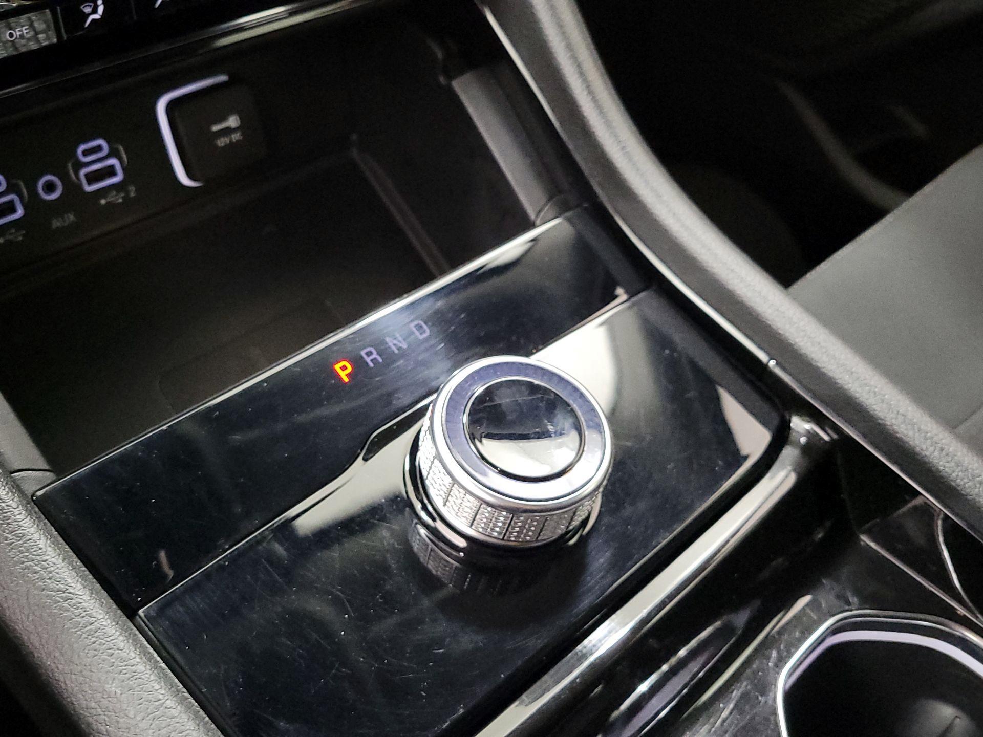 Thumbnail: 2023 Jeep Grand Cherokee - 17