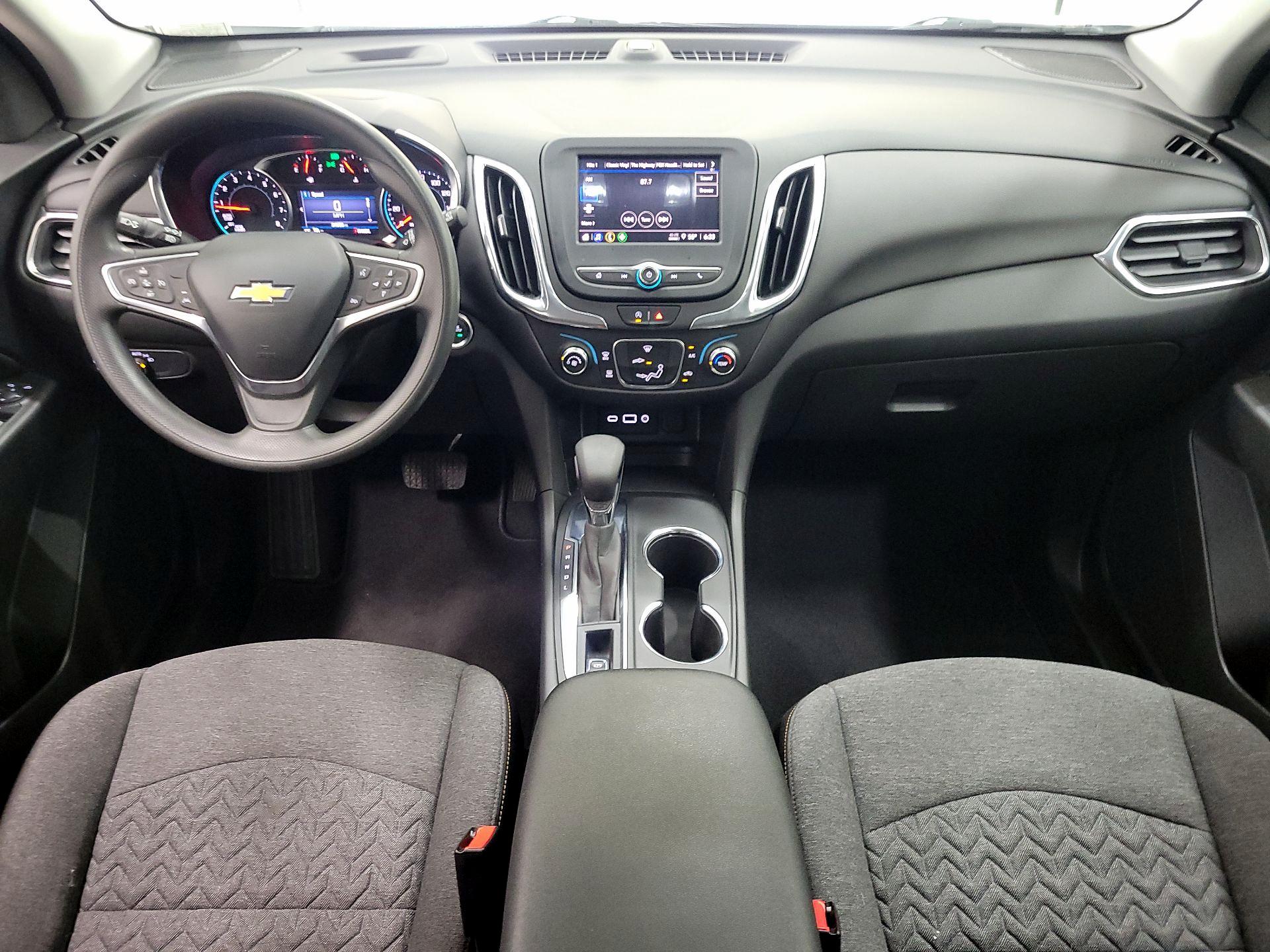 Thumbnail: 2022 Chevrolet Equinox - 9