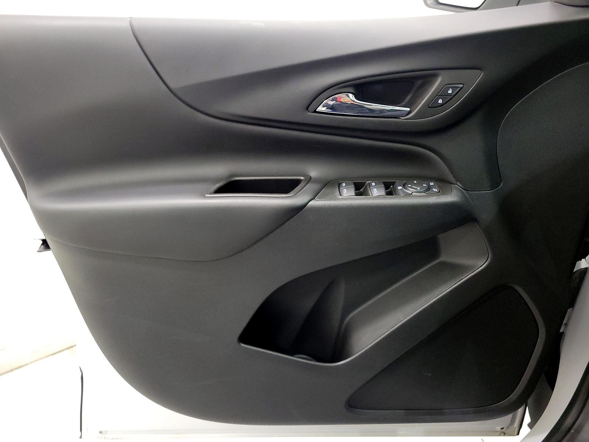 Thumbnail: 2022 Chevrolet Equinox - 12