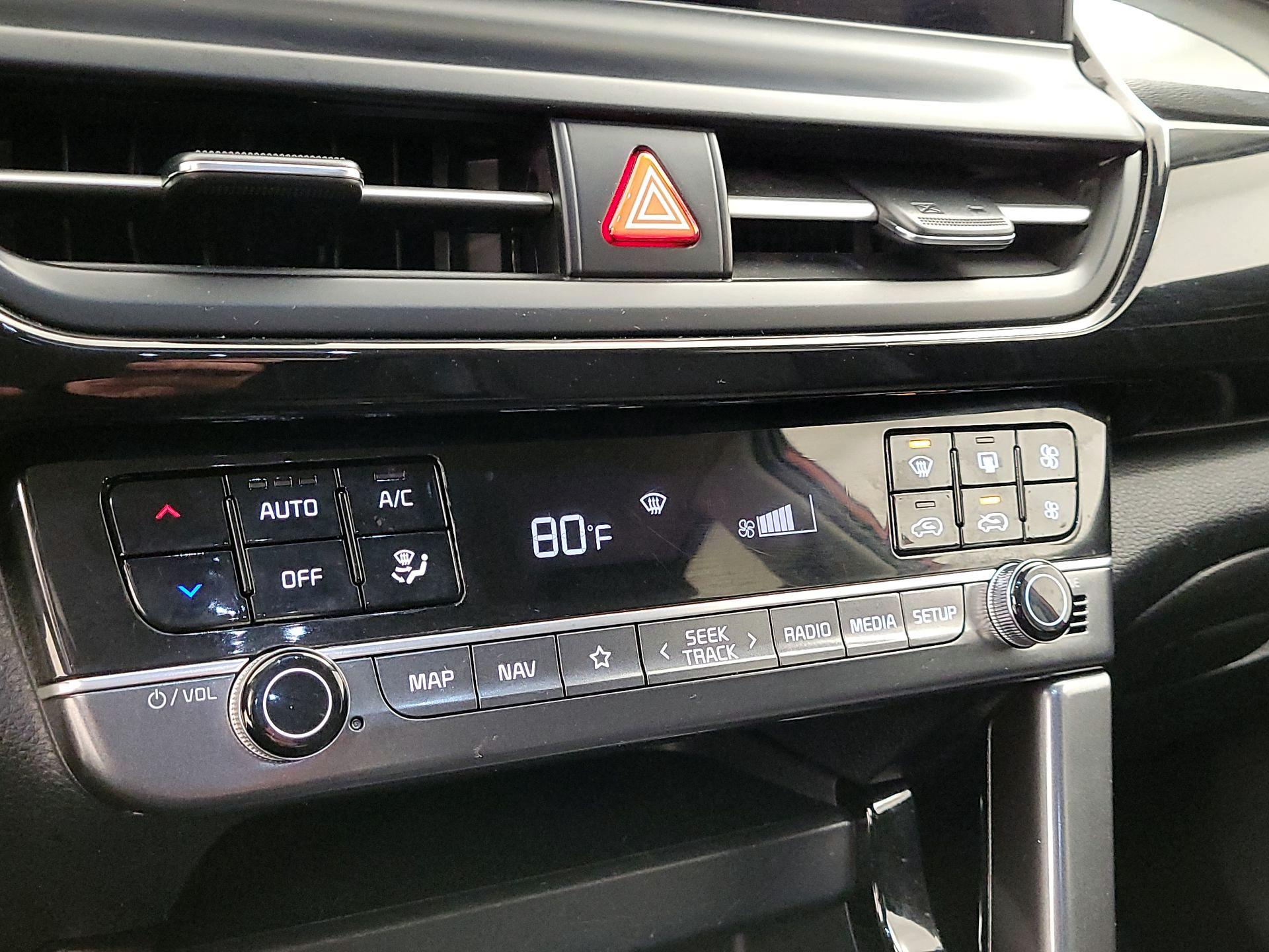 Thumbnail: 2024 Kia Seltos - 17