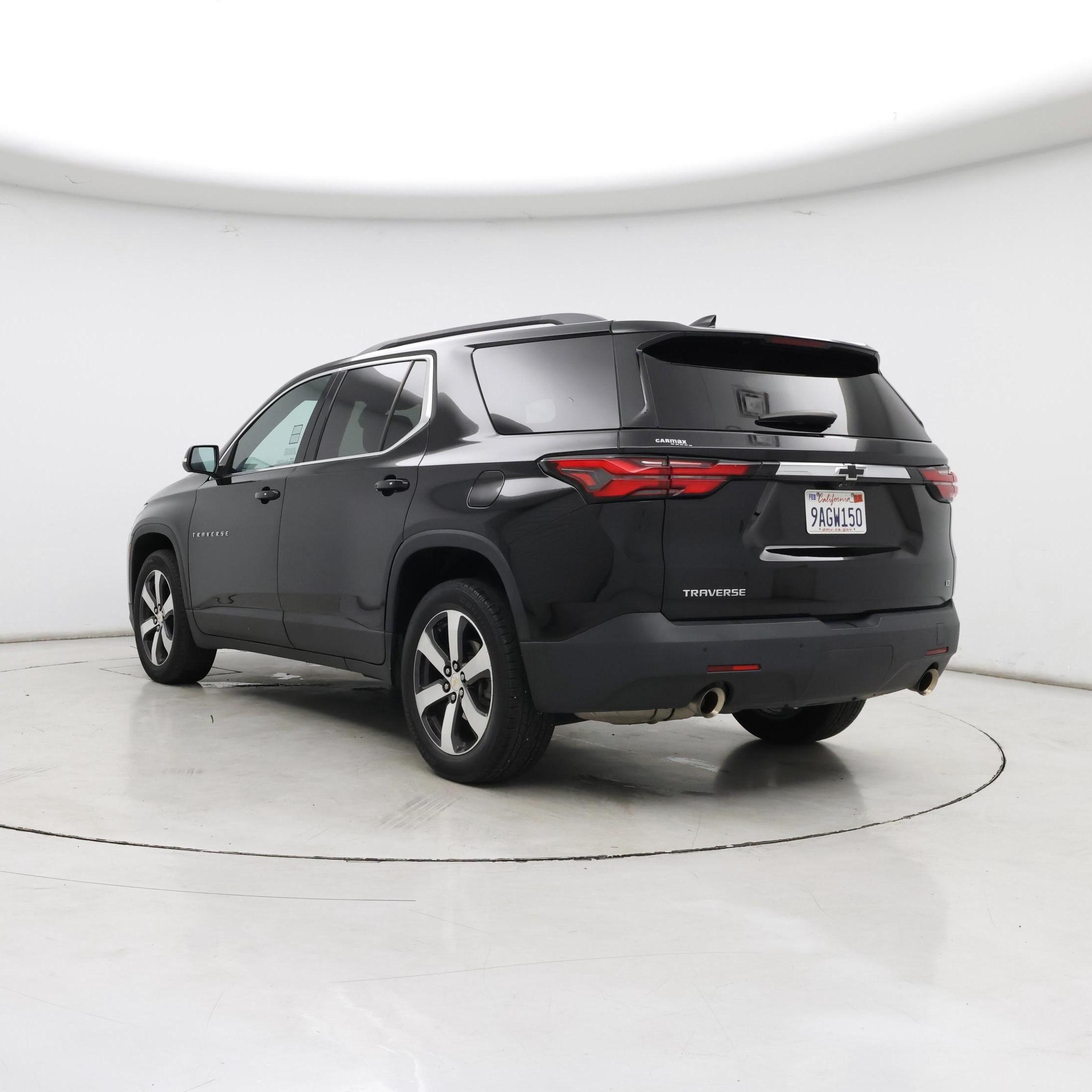 Thumbnail: 2022 Chevrolet Traverse - 2