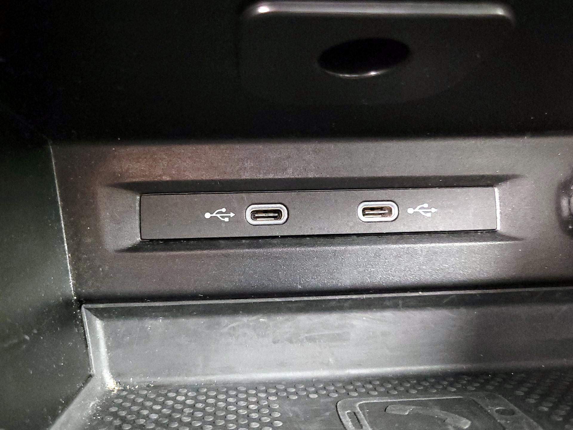 Thumbnail: 2024 Volkswagen Tiguan - 18