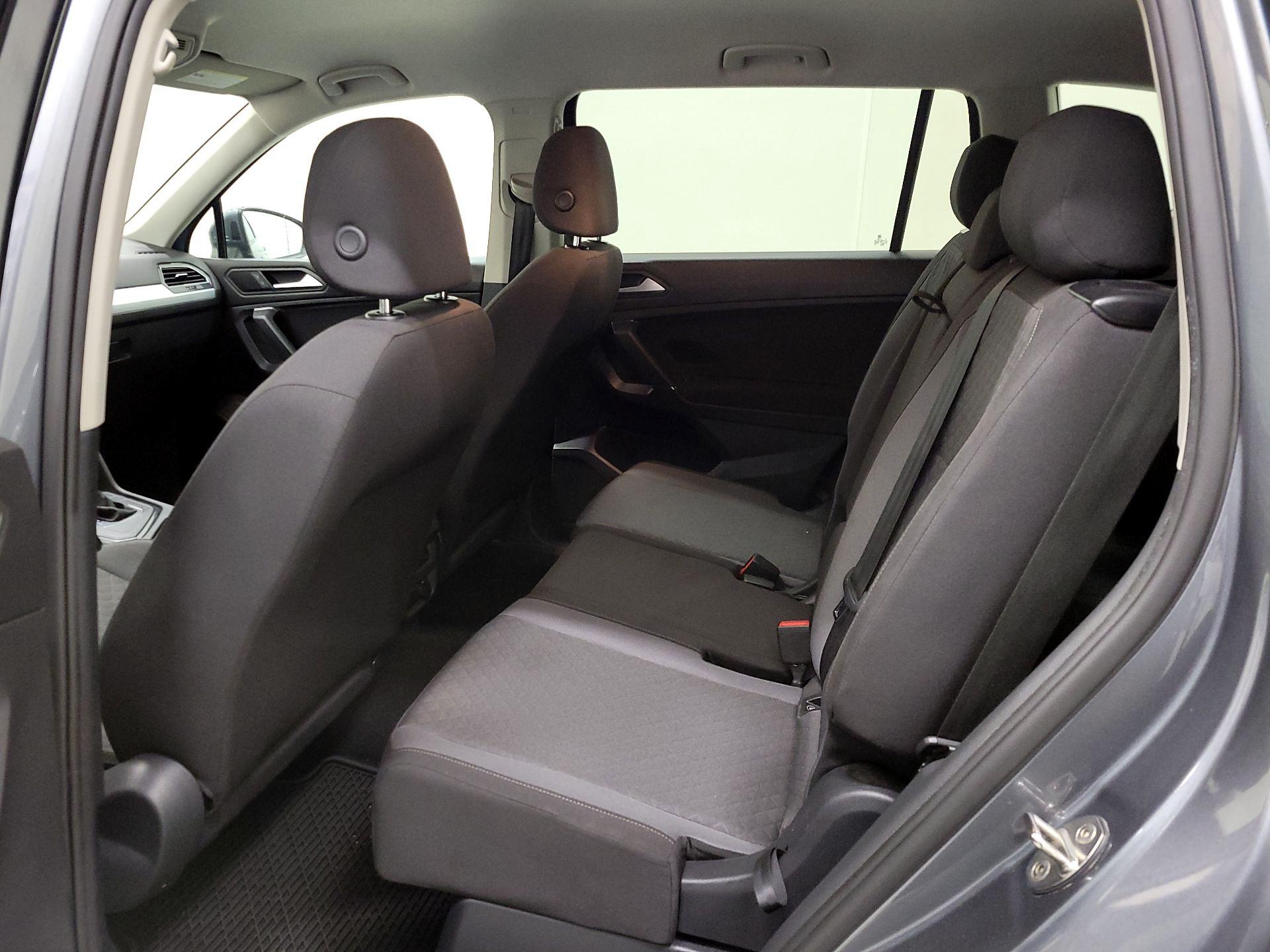 Thumbnail: 2020 Volkswagen Tiguan - 19