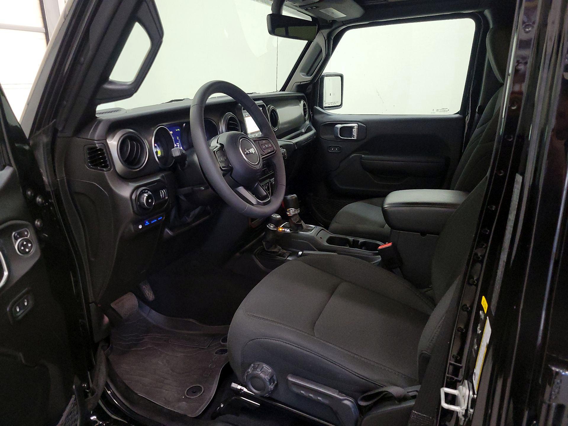 Thumbnail: 2023 Jeep Wrangler - 11