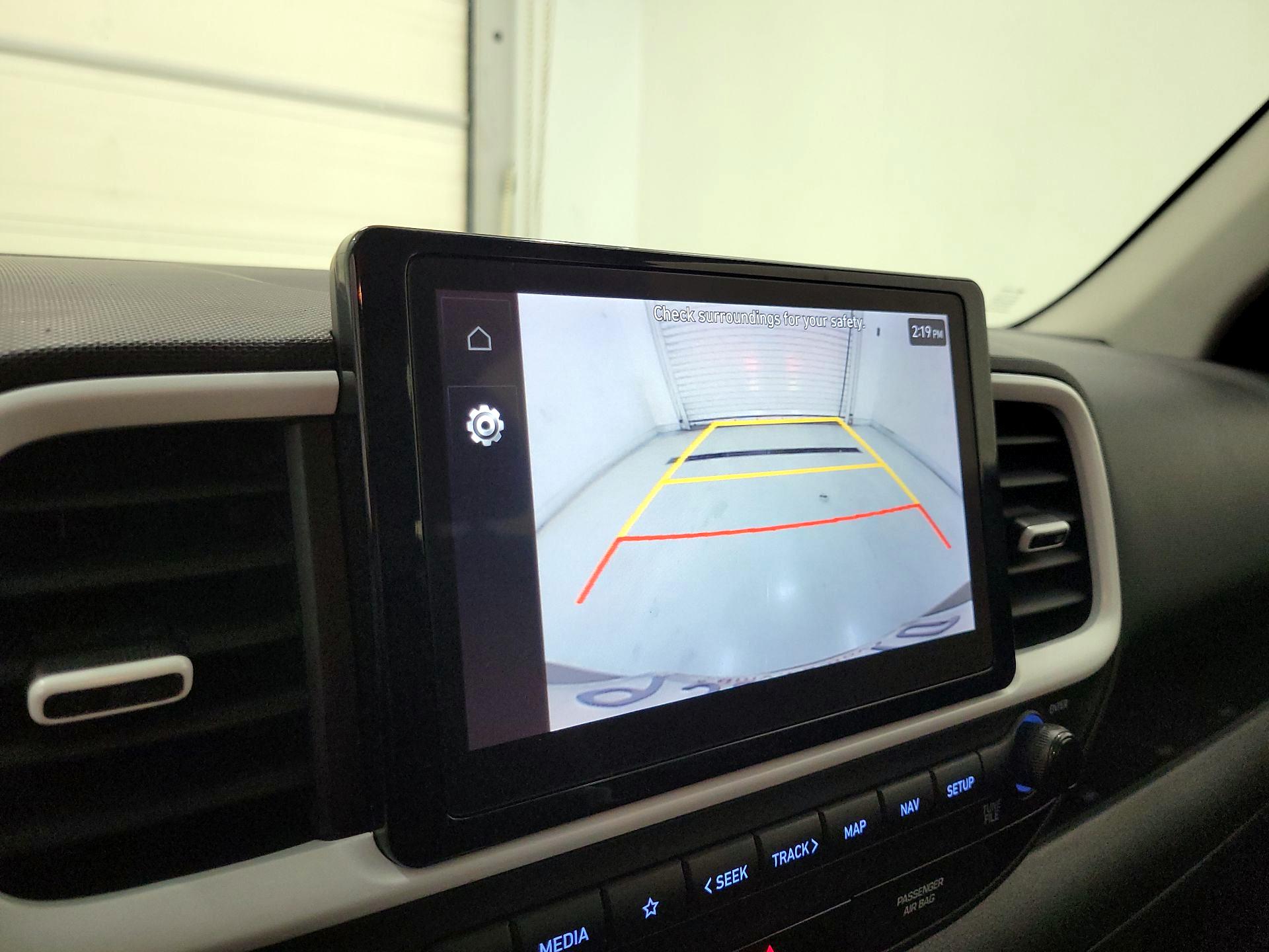 Thumbnail: 2023 Hyundai Venue - 15