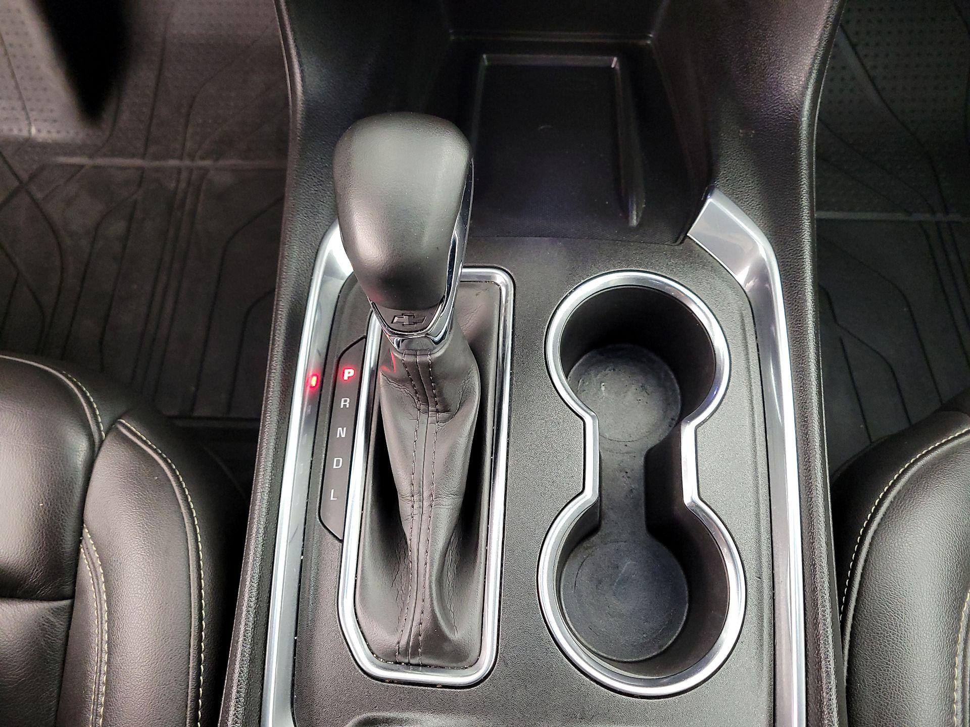 Thumbnail: 2023 Chevrolet Traverse - 17