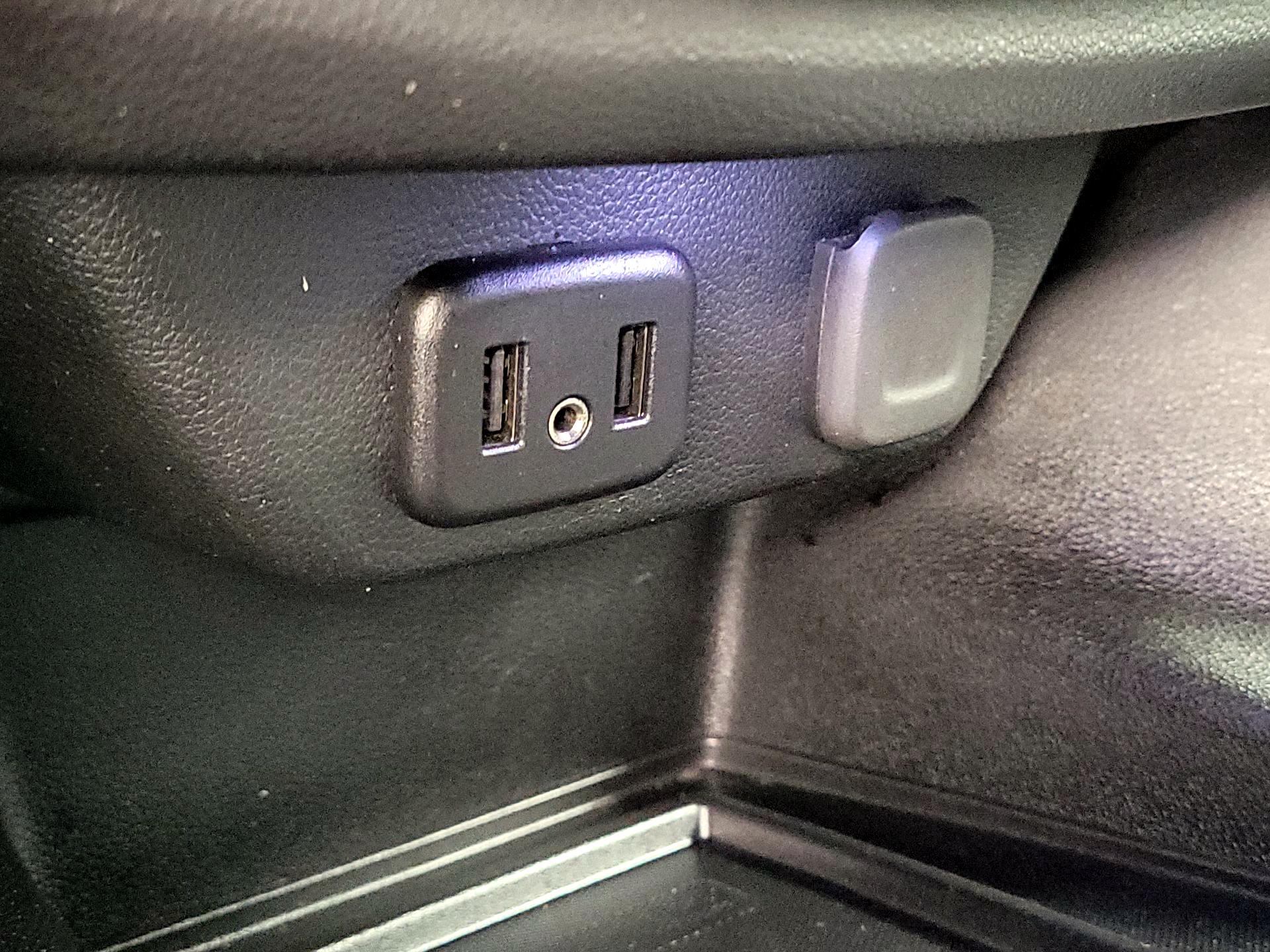 Thumbnail: 2023 Chevrolet Traverse - 18