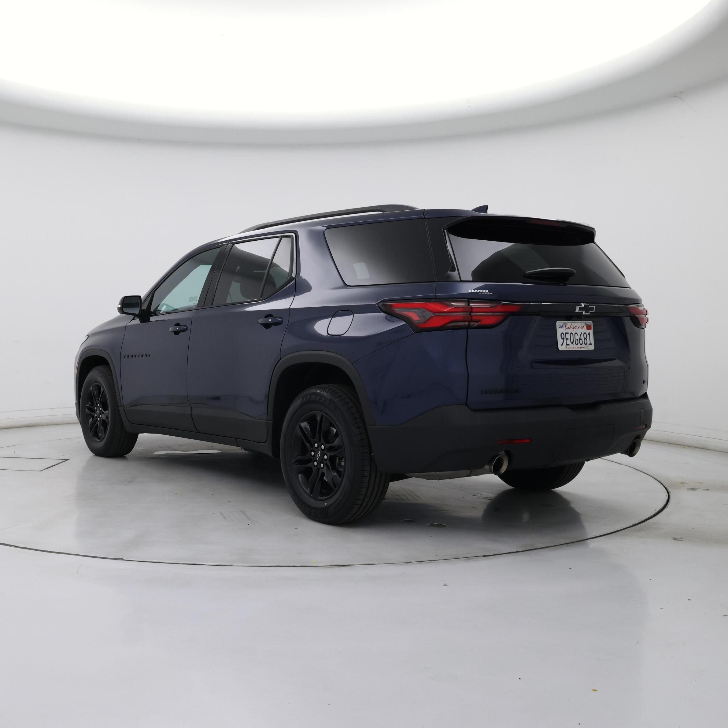 Thumbnail: 2023 Chevrolet Traverse - 2