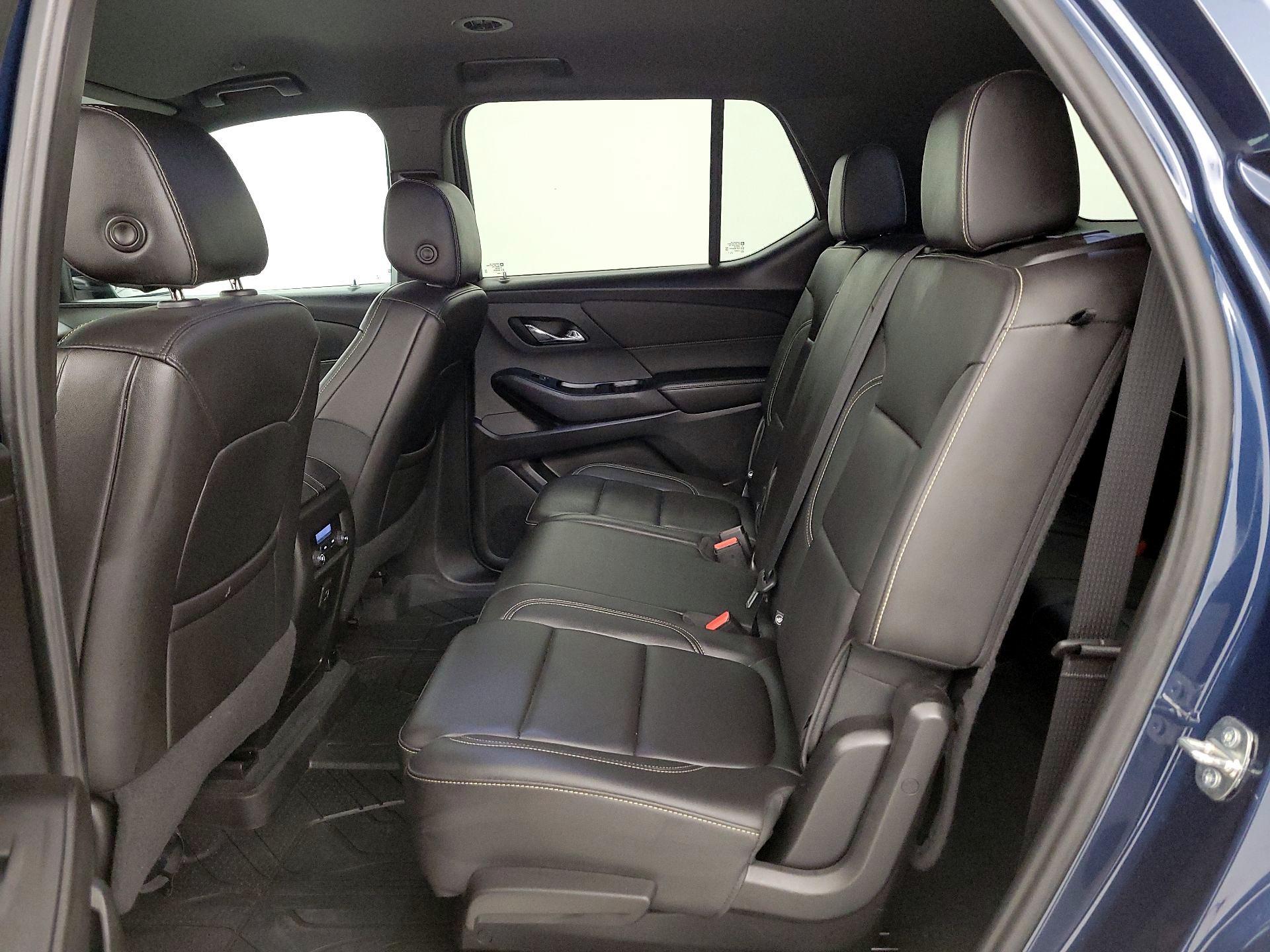 Thumbnail: 2023 Chevrolet Traverse - 19