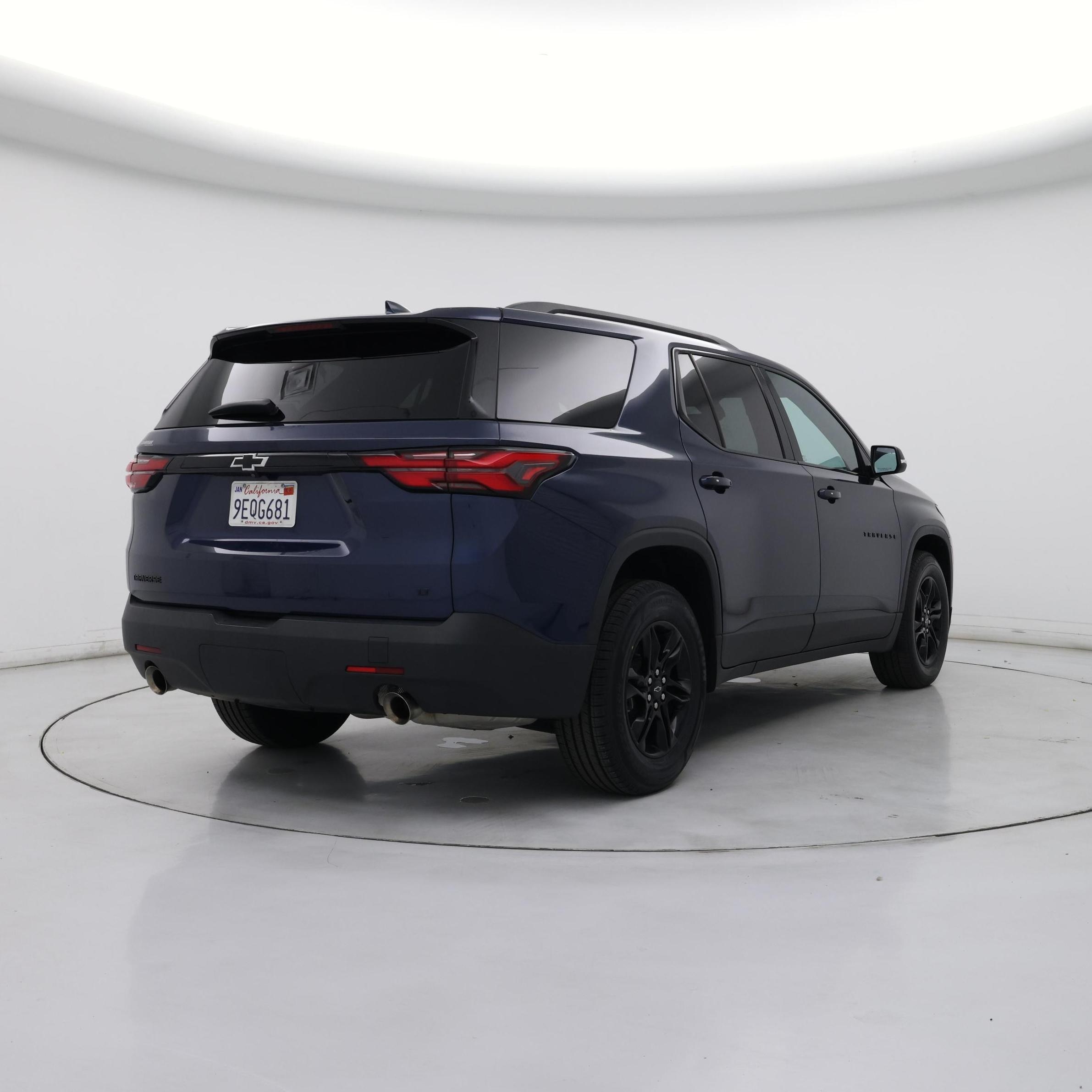 Thumbnail: 2023 Chevrolet Traverse - 8