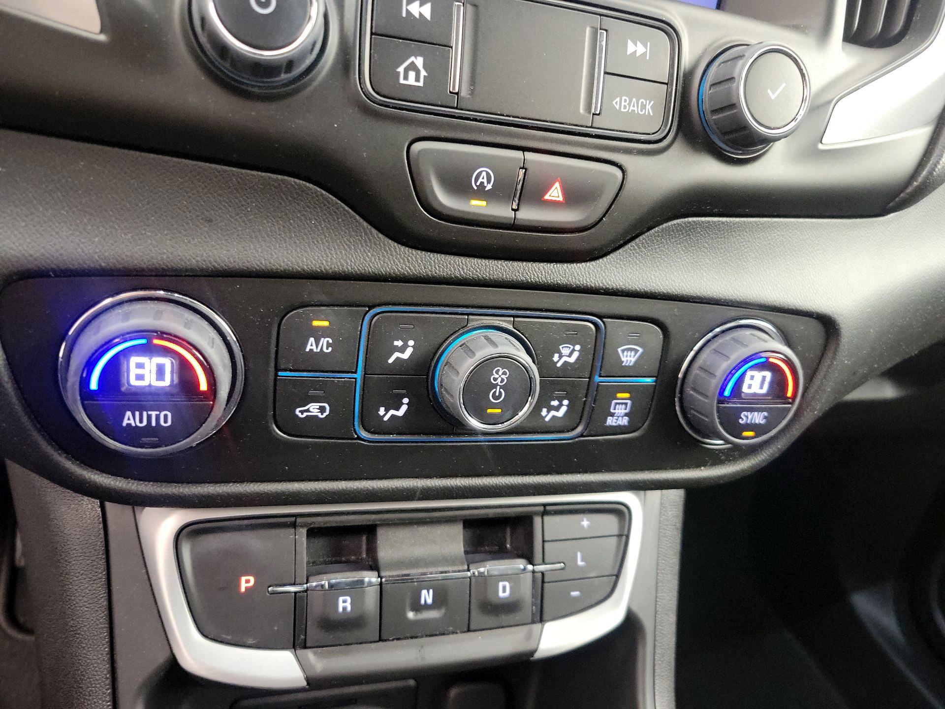 Thumbnail: 2023 GMC Terrain - 17