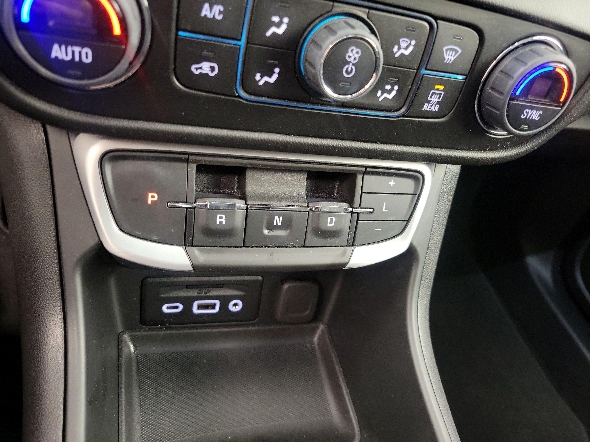 Thumbnail: 2023 GMC Terrain - 18