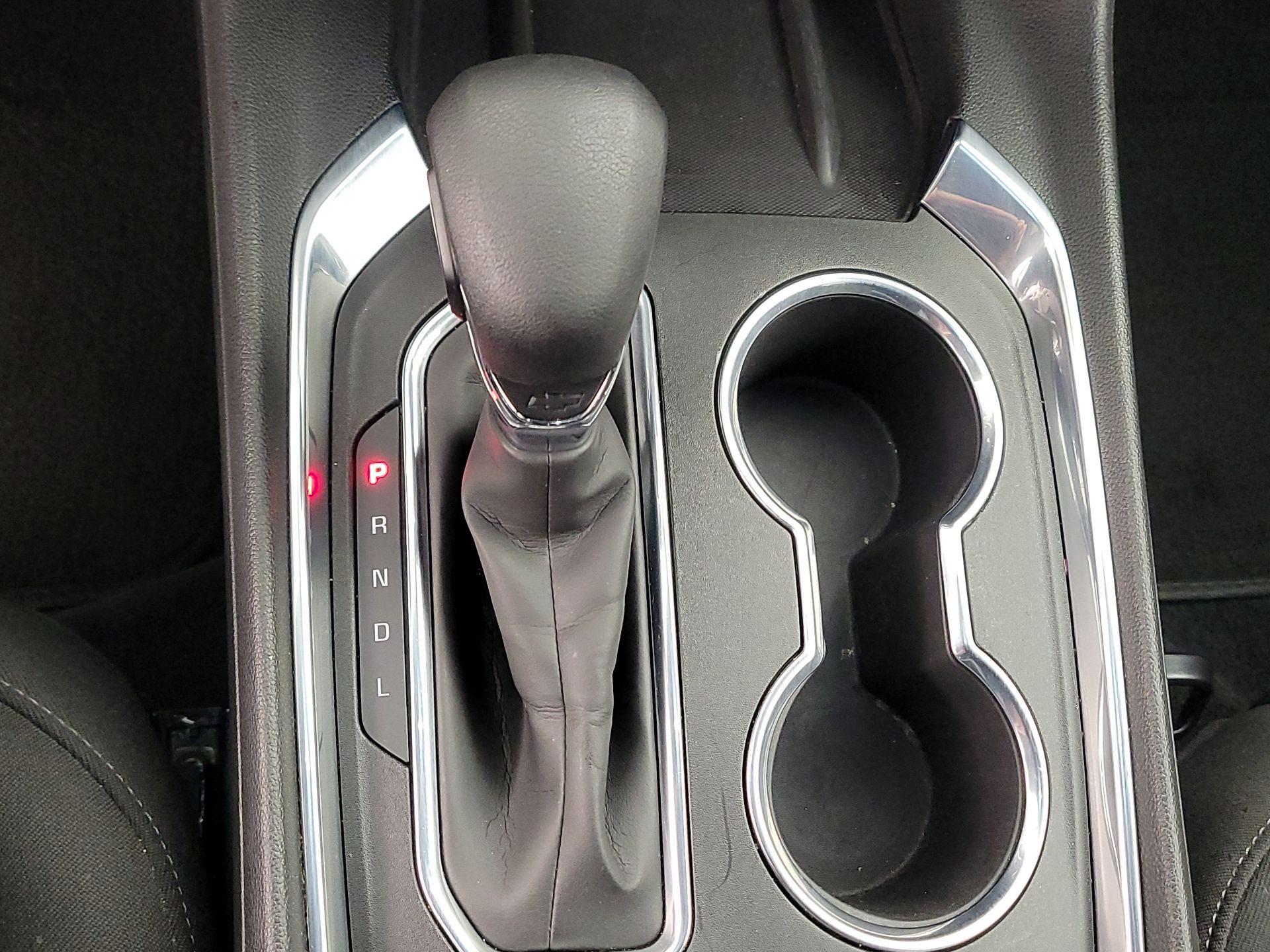 Thumbnail: 2023 Chevrolet Traverse - 17