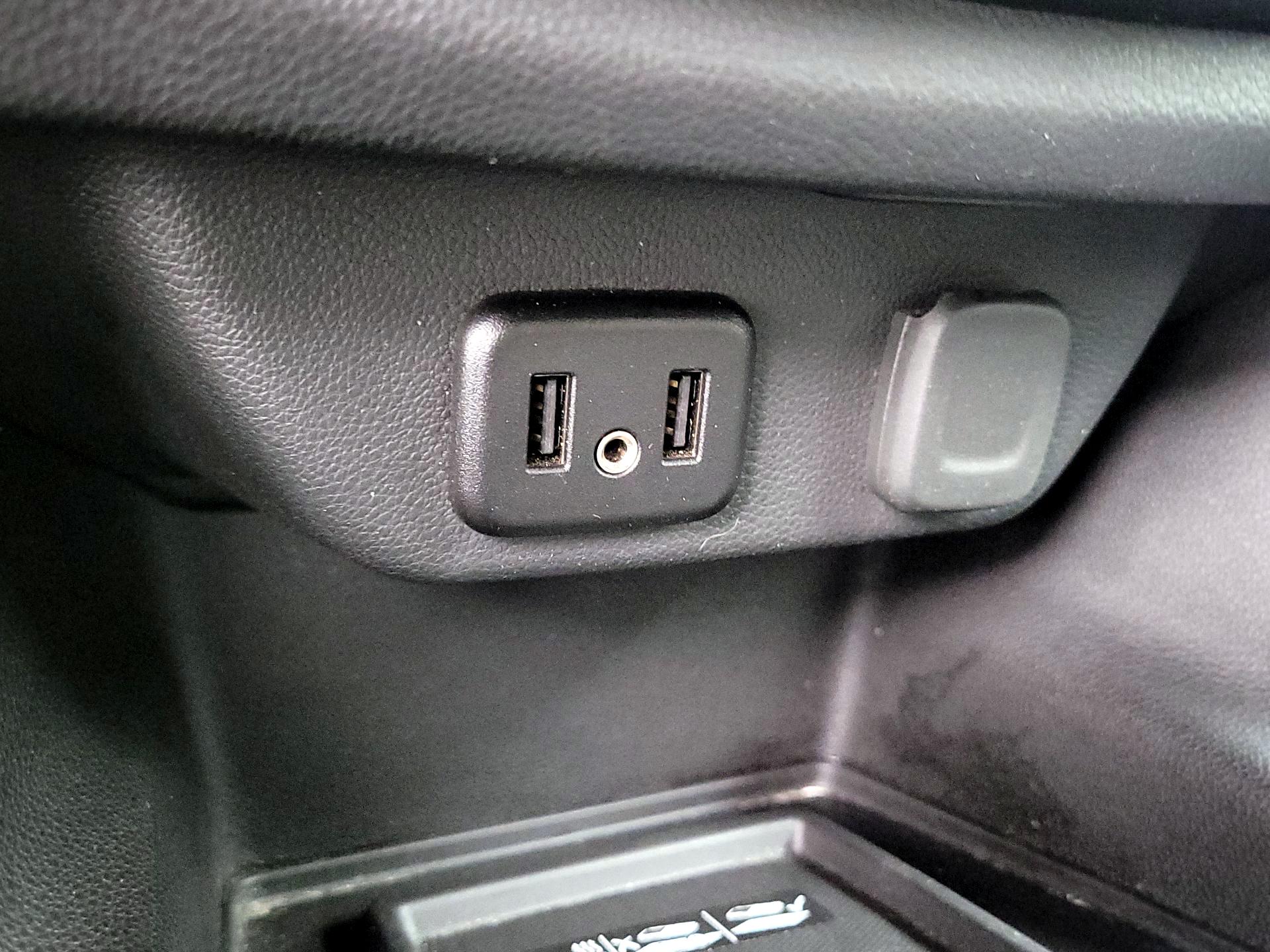 Thumbnail: 2023 Chevrolet Traverse - 18