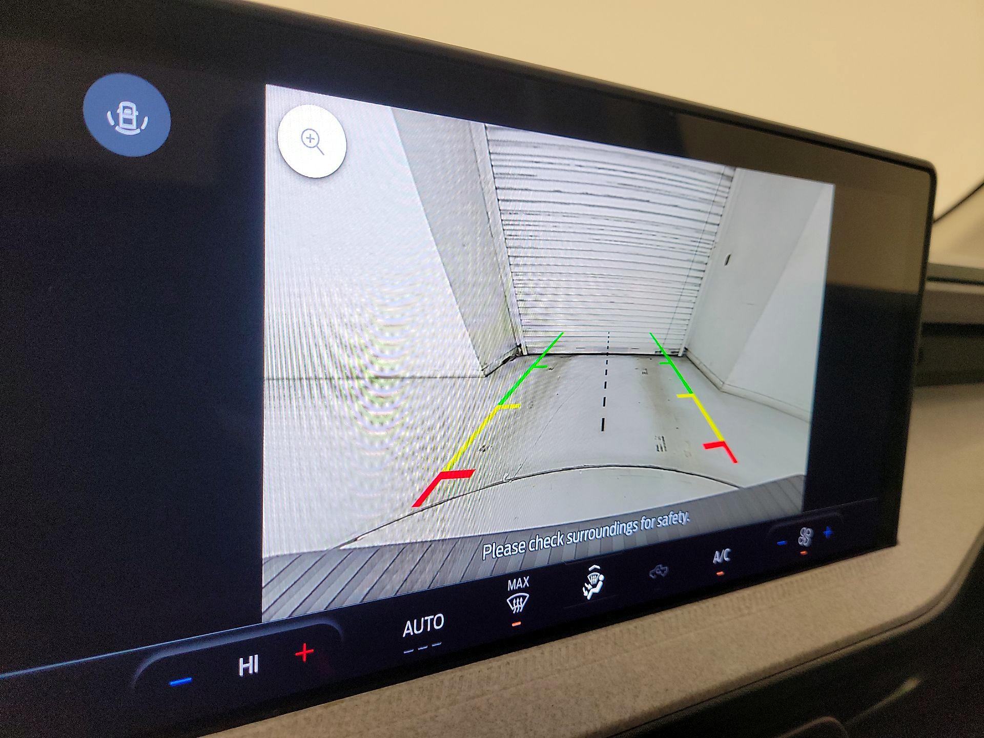 Thumbnail: 2025 Ford Maverick - 14