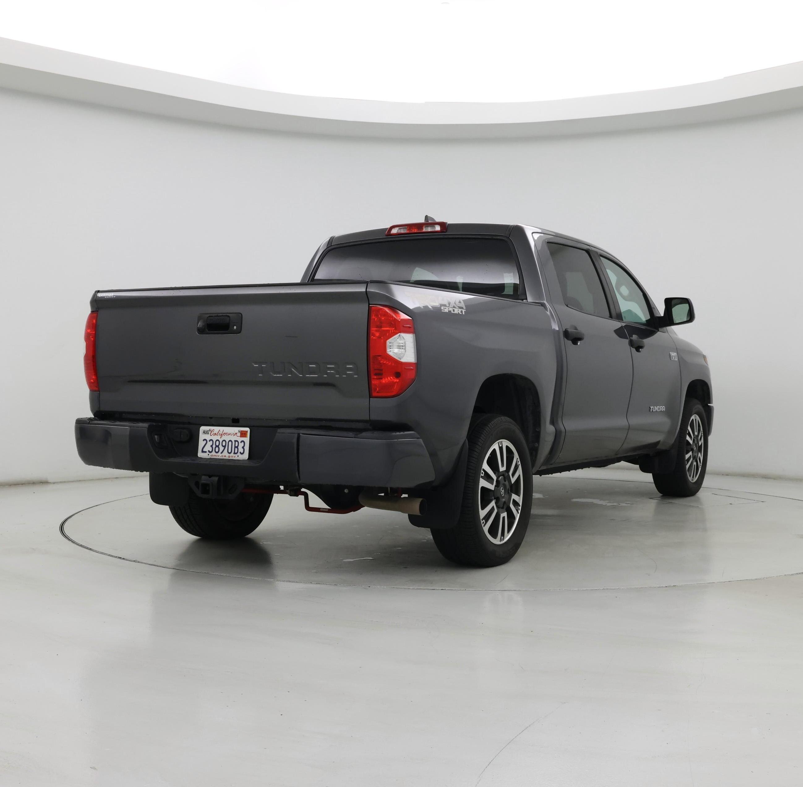 Thumbnail: 2020 Toyota Tundra - 8
