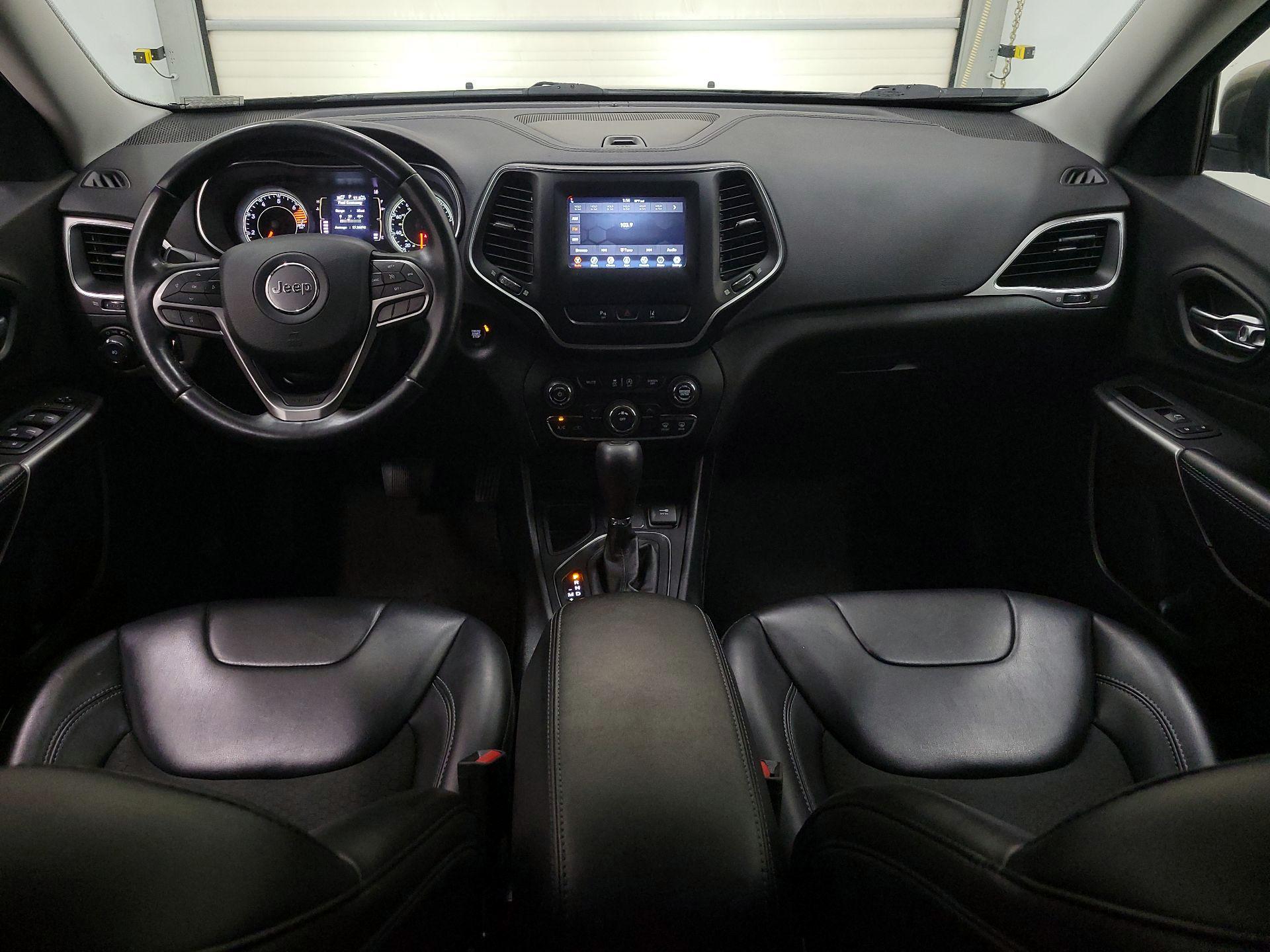 Thumbnail: 2021 Jeep Cherokee - 9