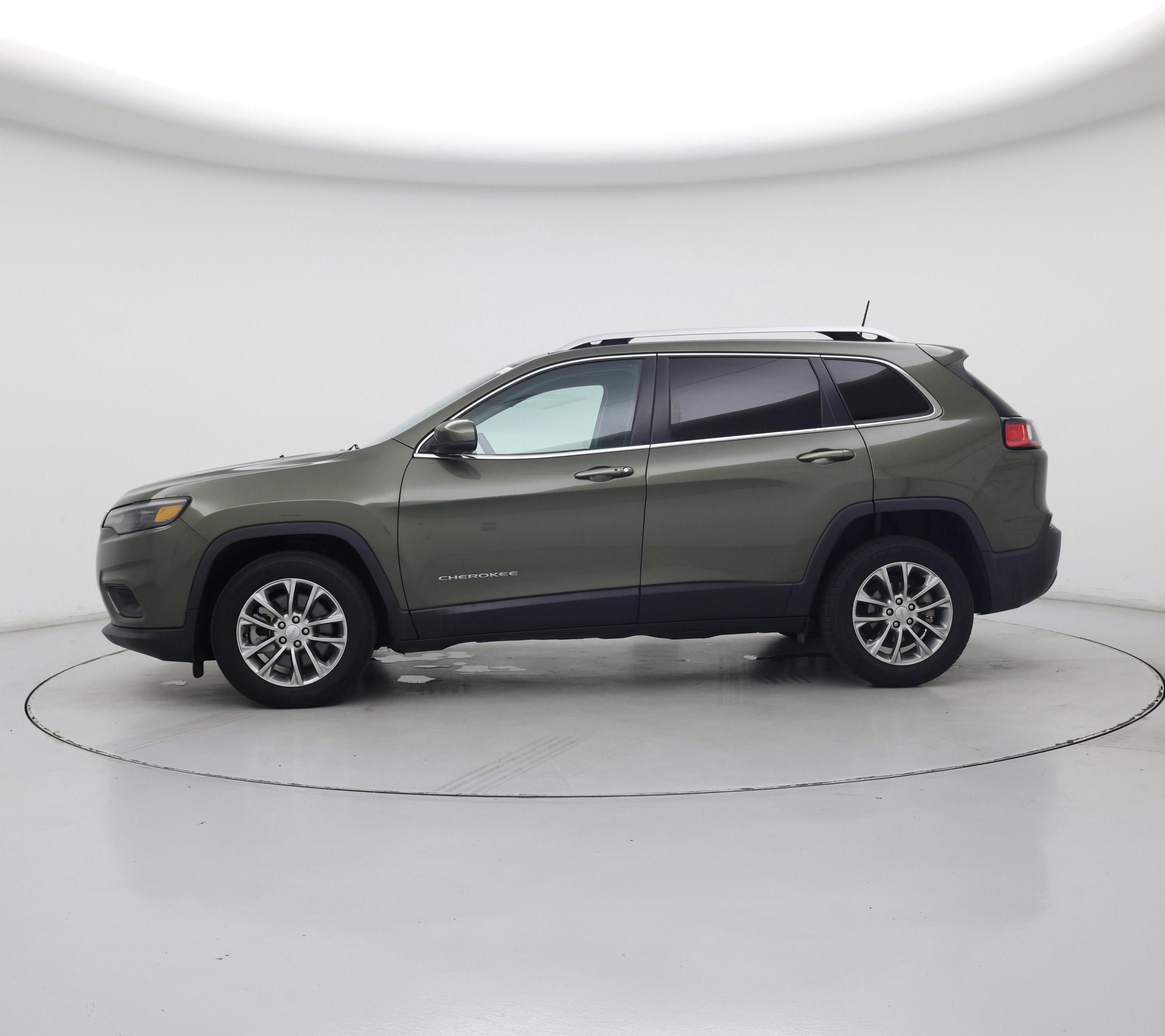 Thumbnail: 2021 Jeep Cherokee - 3