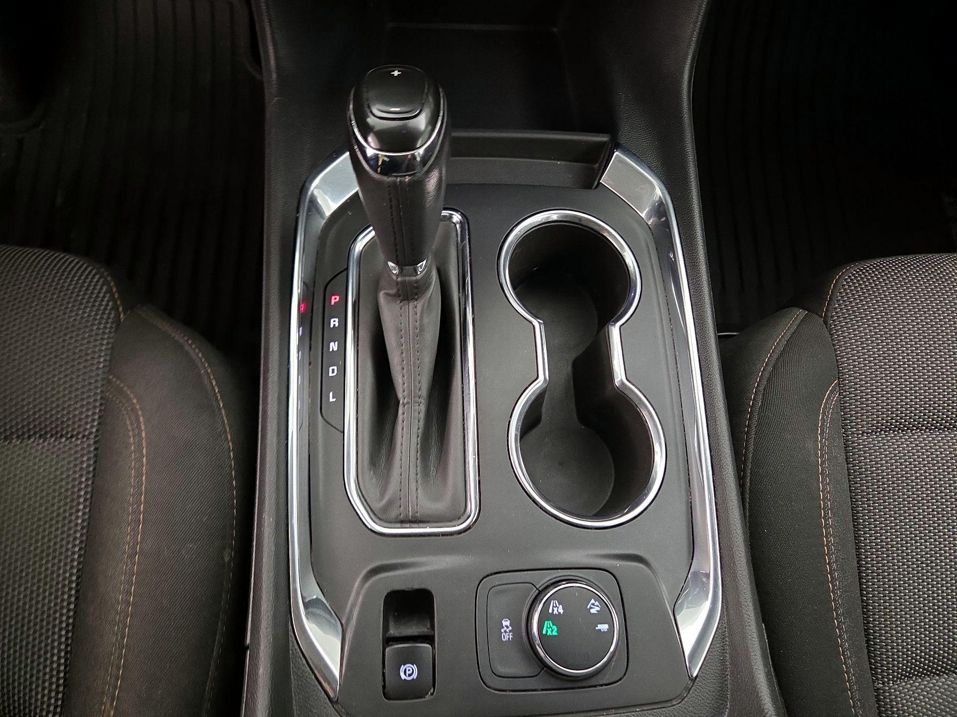 Thumbnail: 2018 Chevrolet Traverse - 17