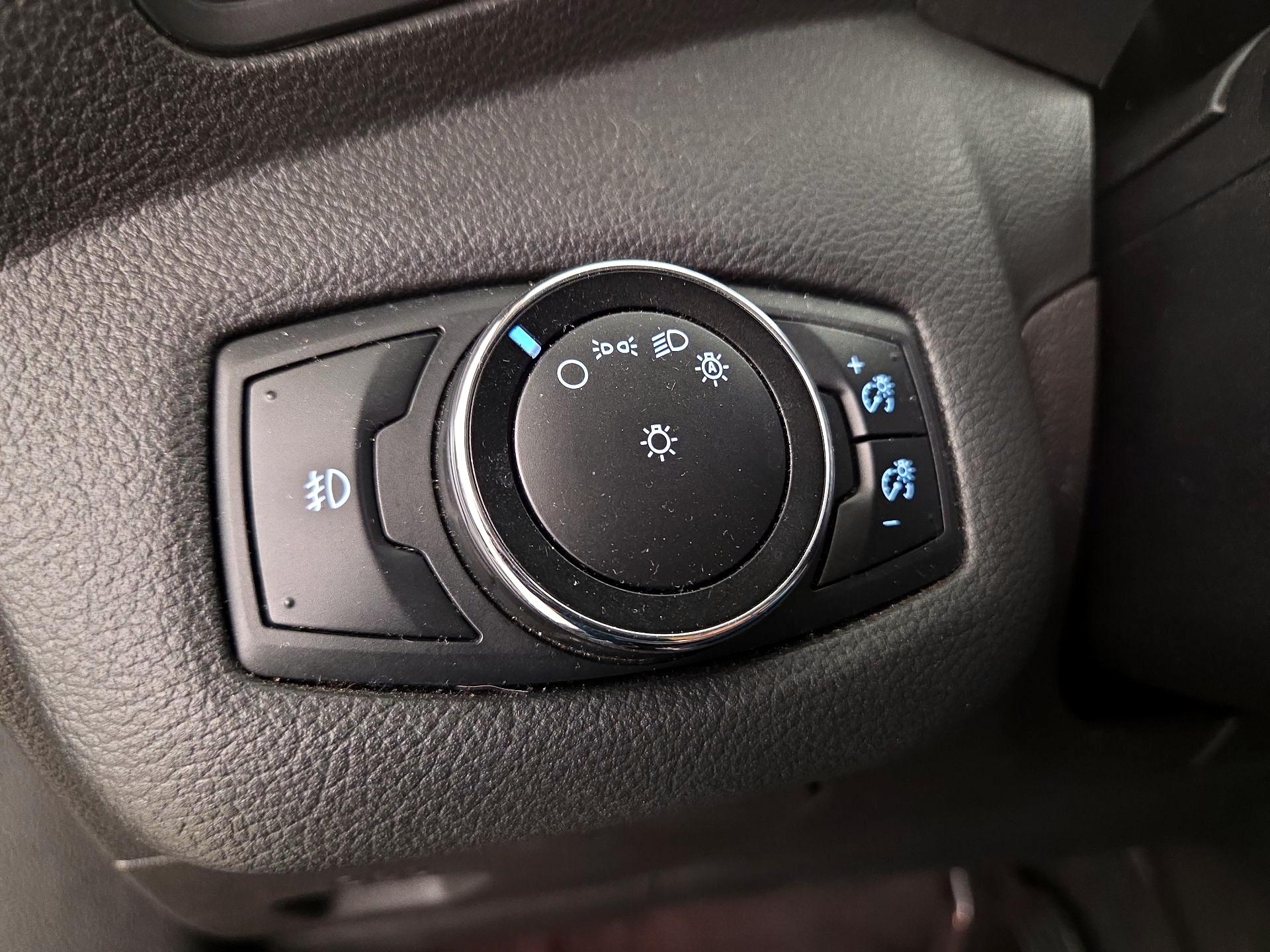 Thumbnail: 2014 Ford Escape - 13