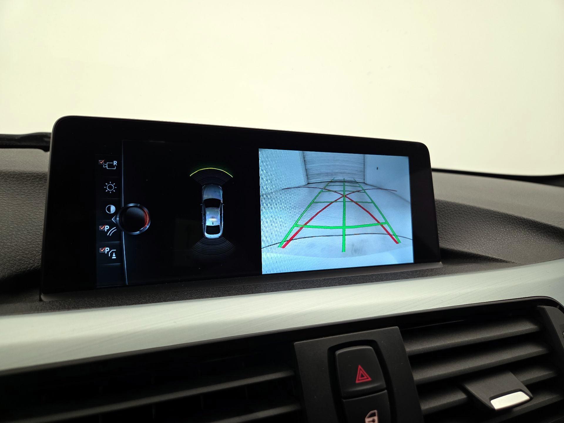 Thumbnail: 2017 BMW 4 Series - 15