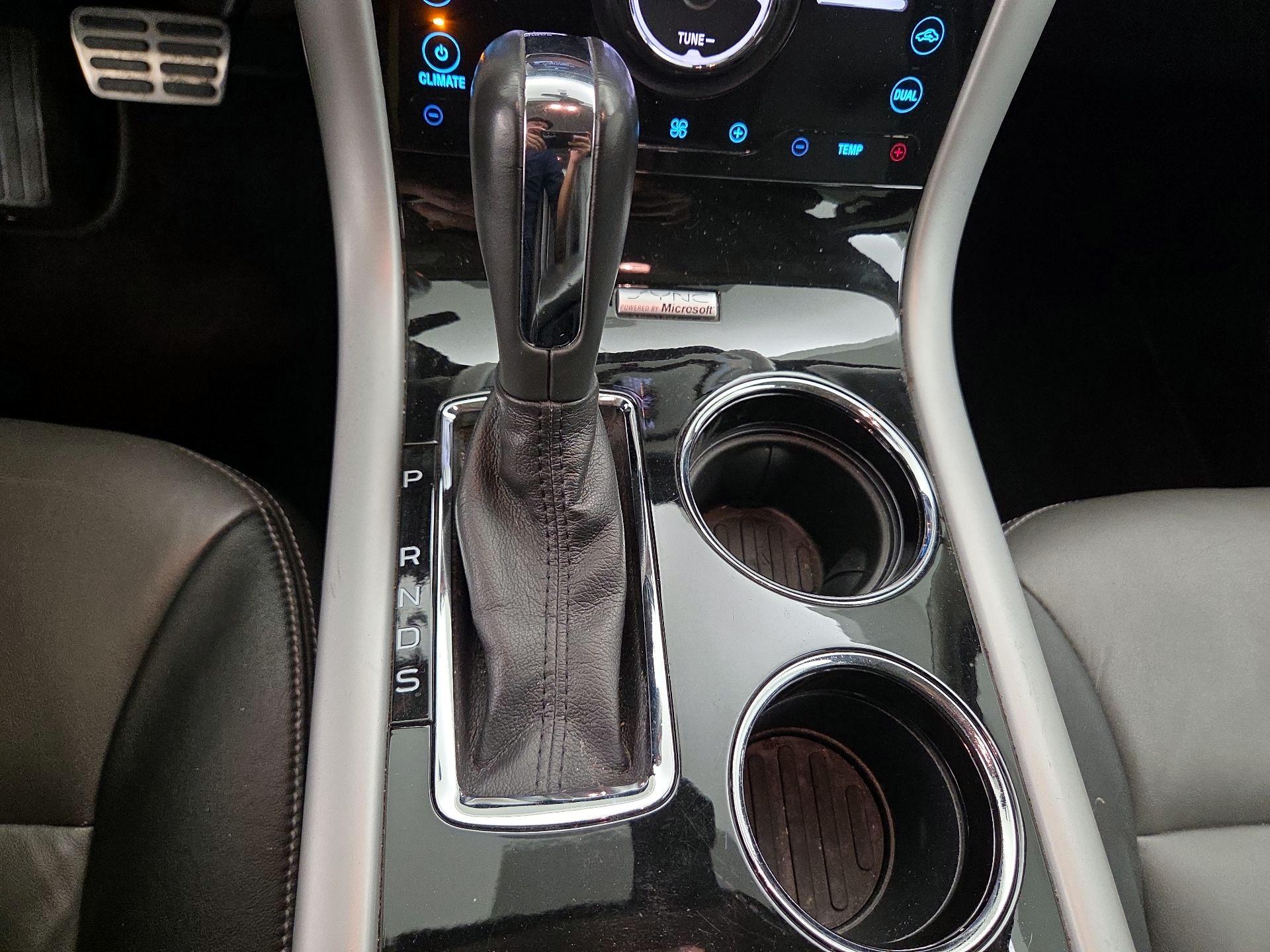 Thumbnail: 2014 Ford Edge - 17