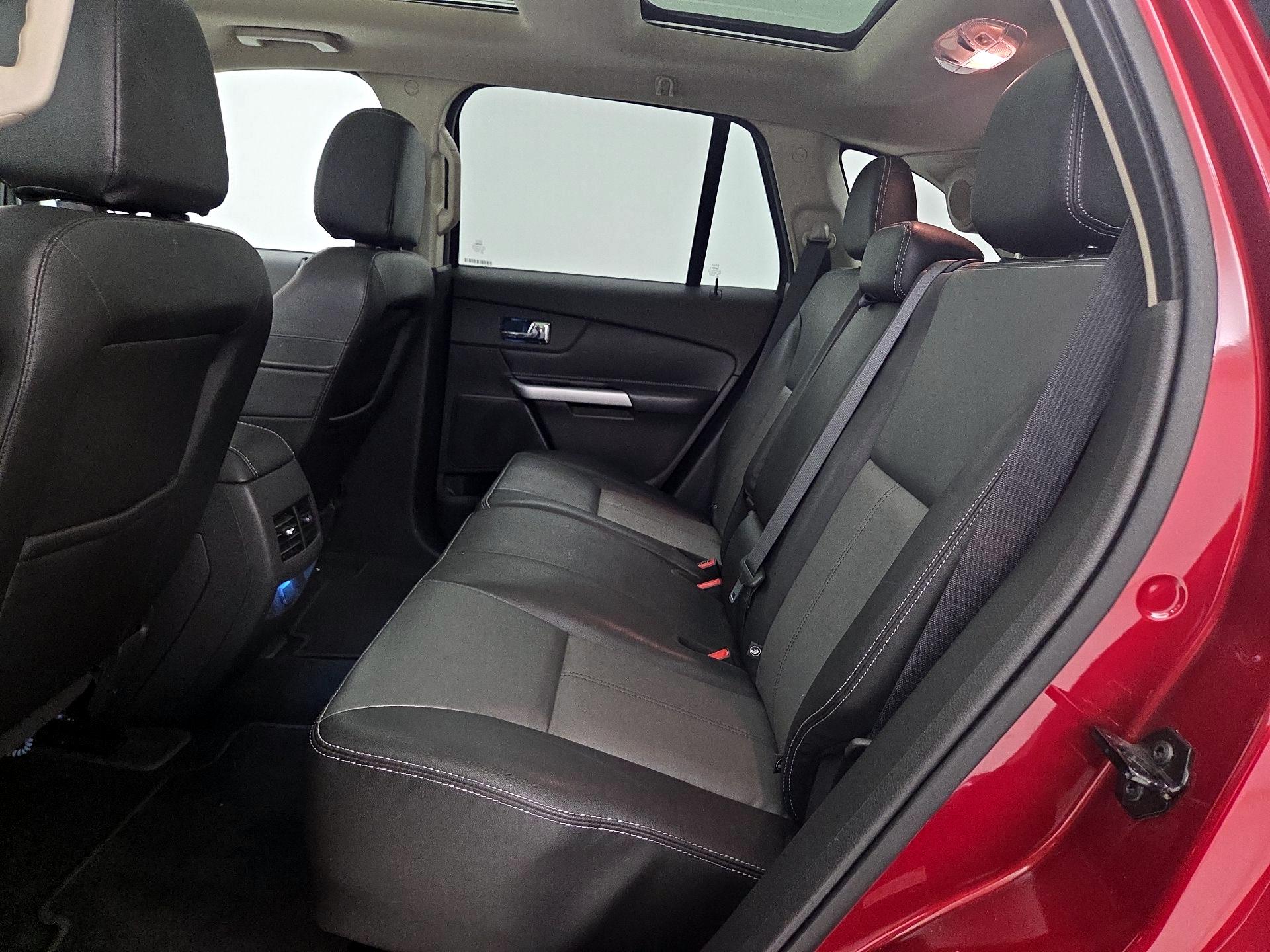 Thumbnail: 2014 Ford Edge - 20