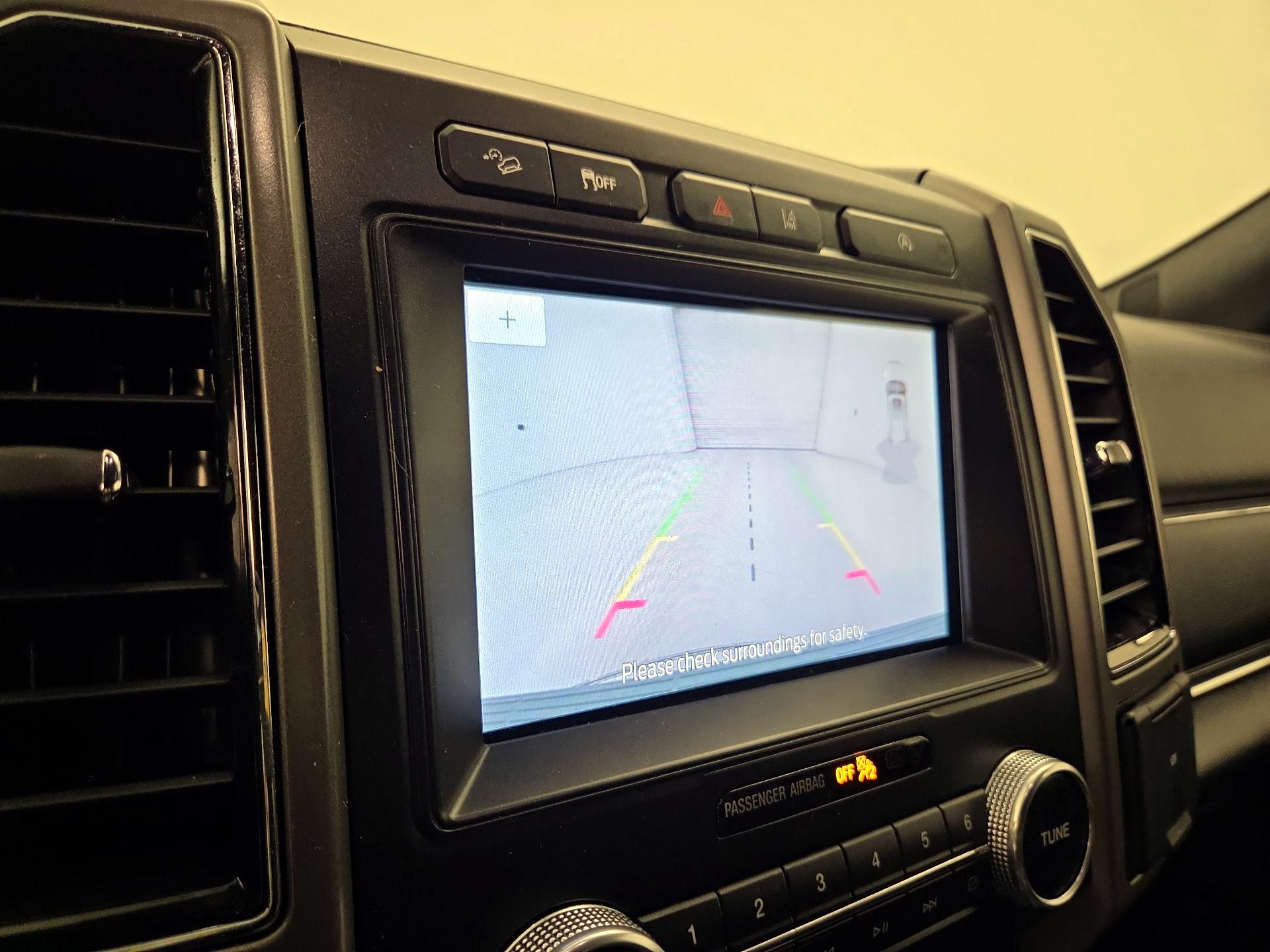 Thumbnail: 2020 Ford Expedition - 15