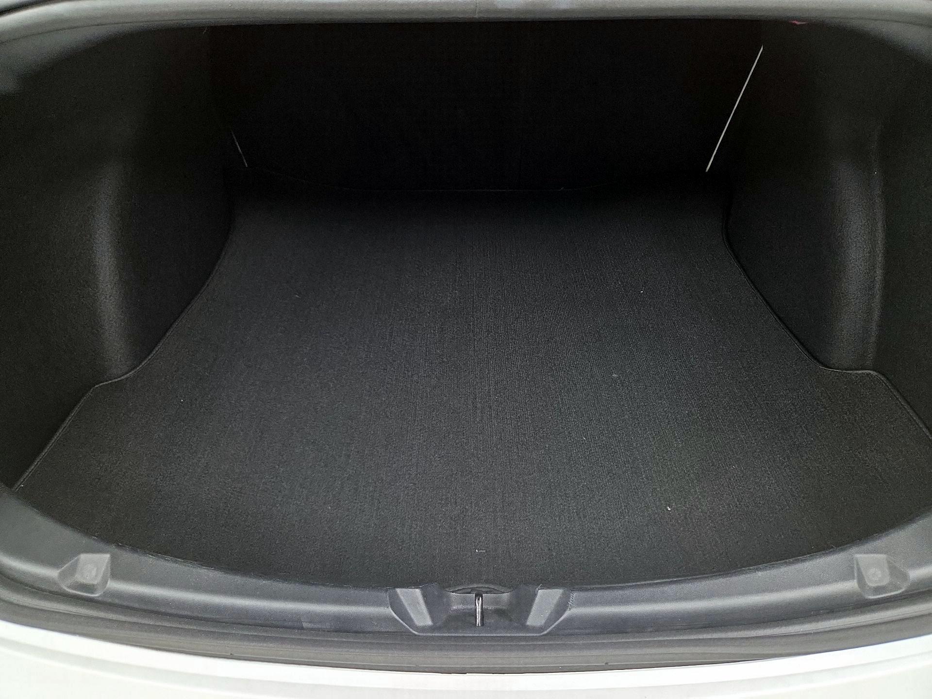 Thumbnail: 2022 Tesla Model 3 - 19