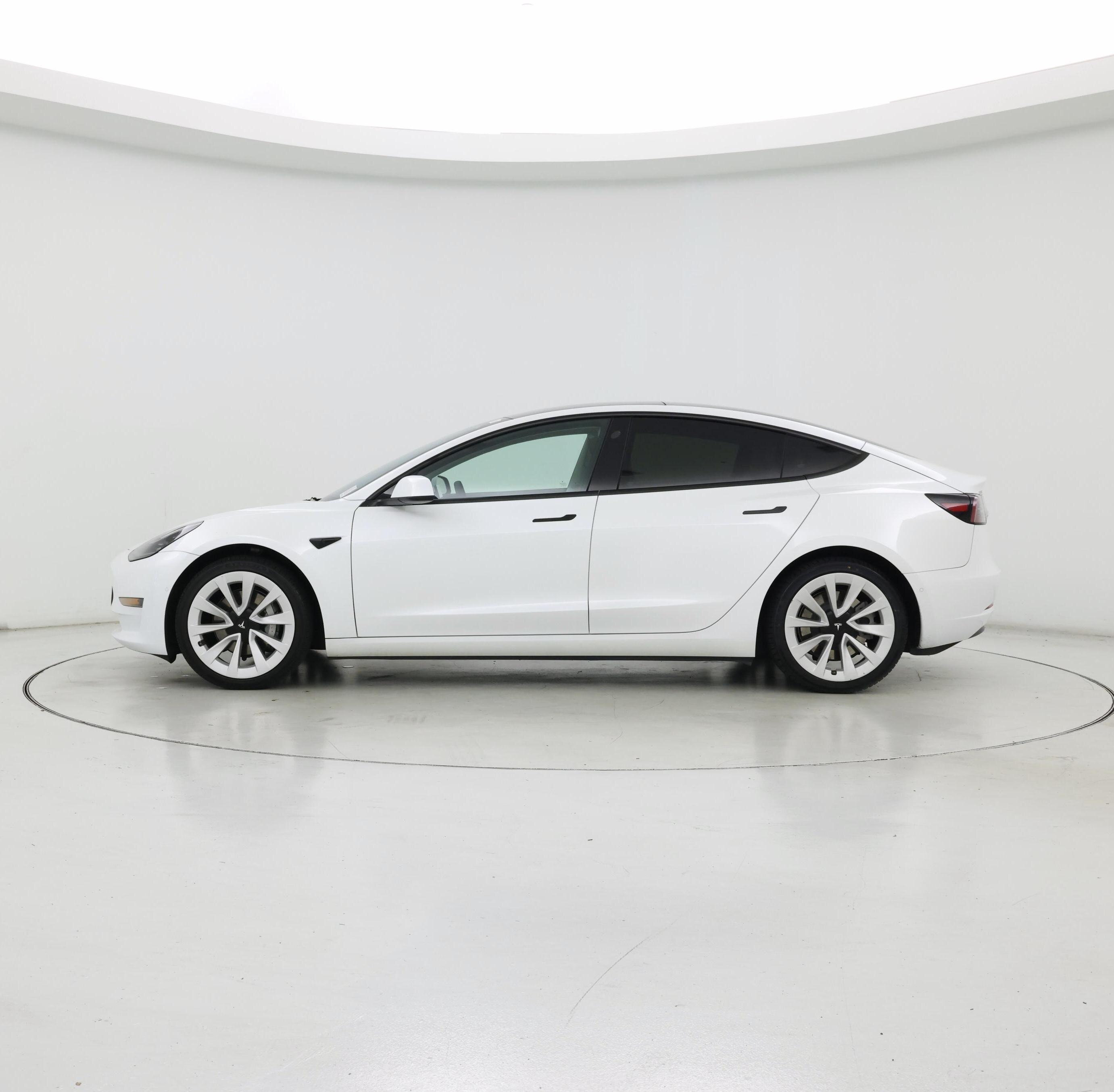 Thumbnail: 2022 Tesla Model 3 - 3