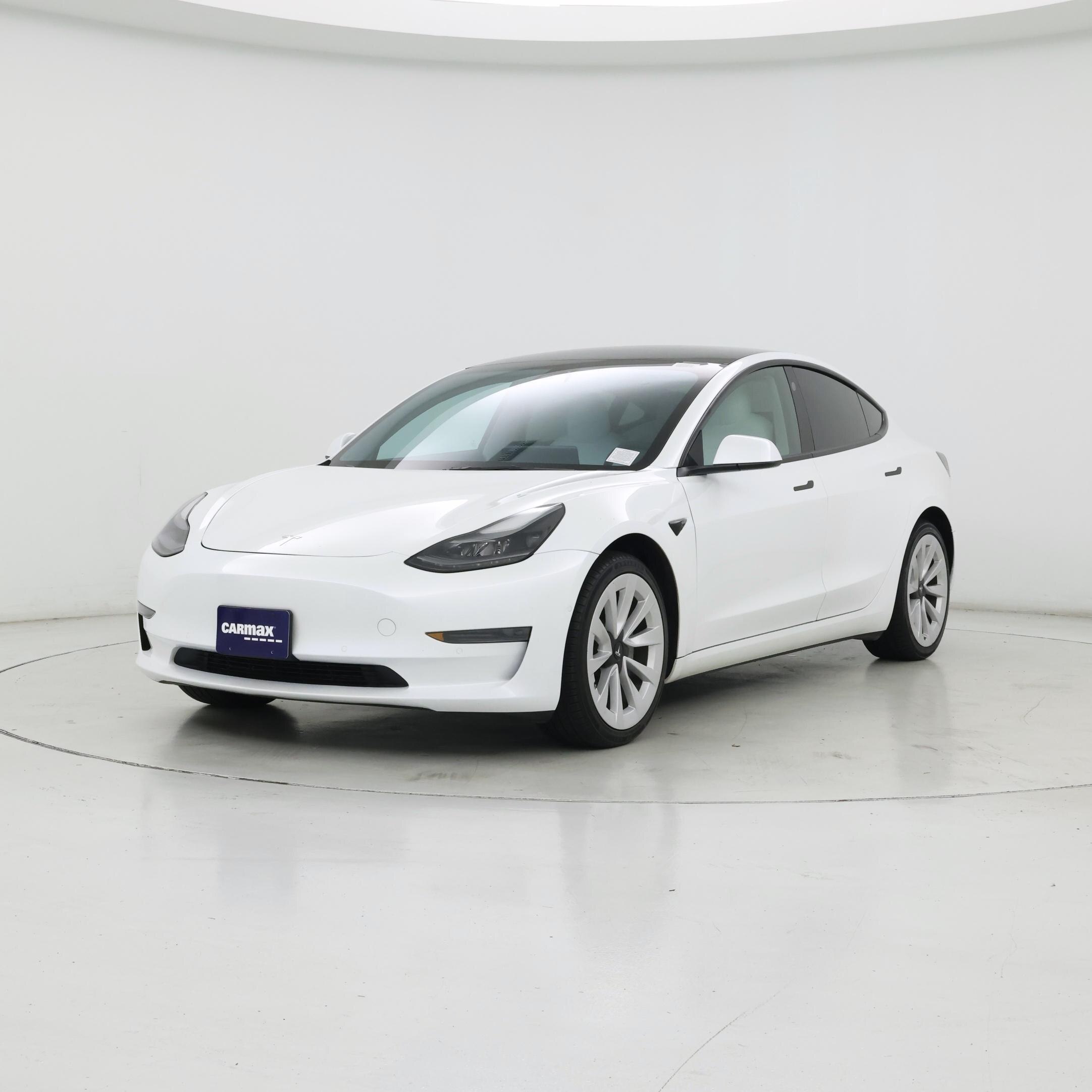 Thumbnail: 2022 Tesla Model 3 - 4