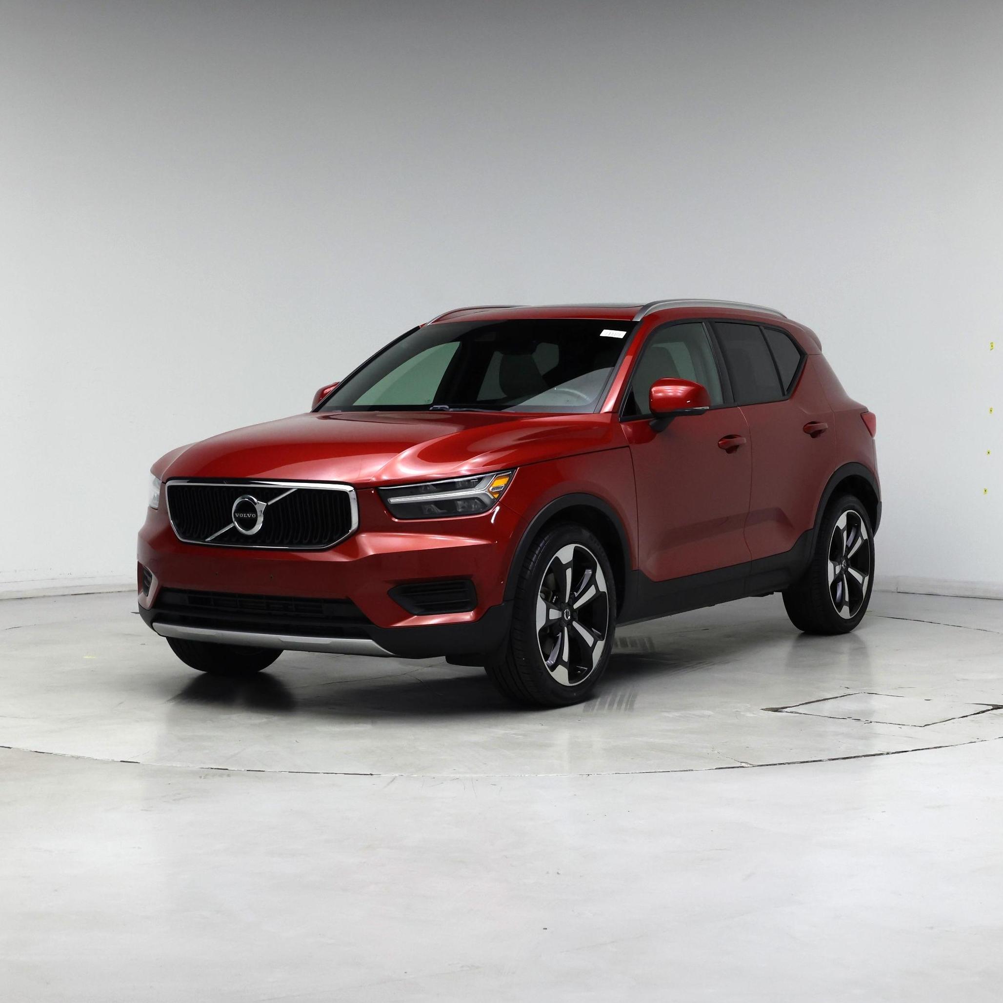 Thumbnail: 2019 Volvo XC40 - 4