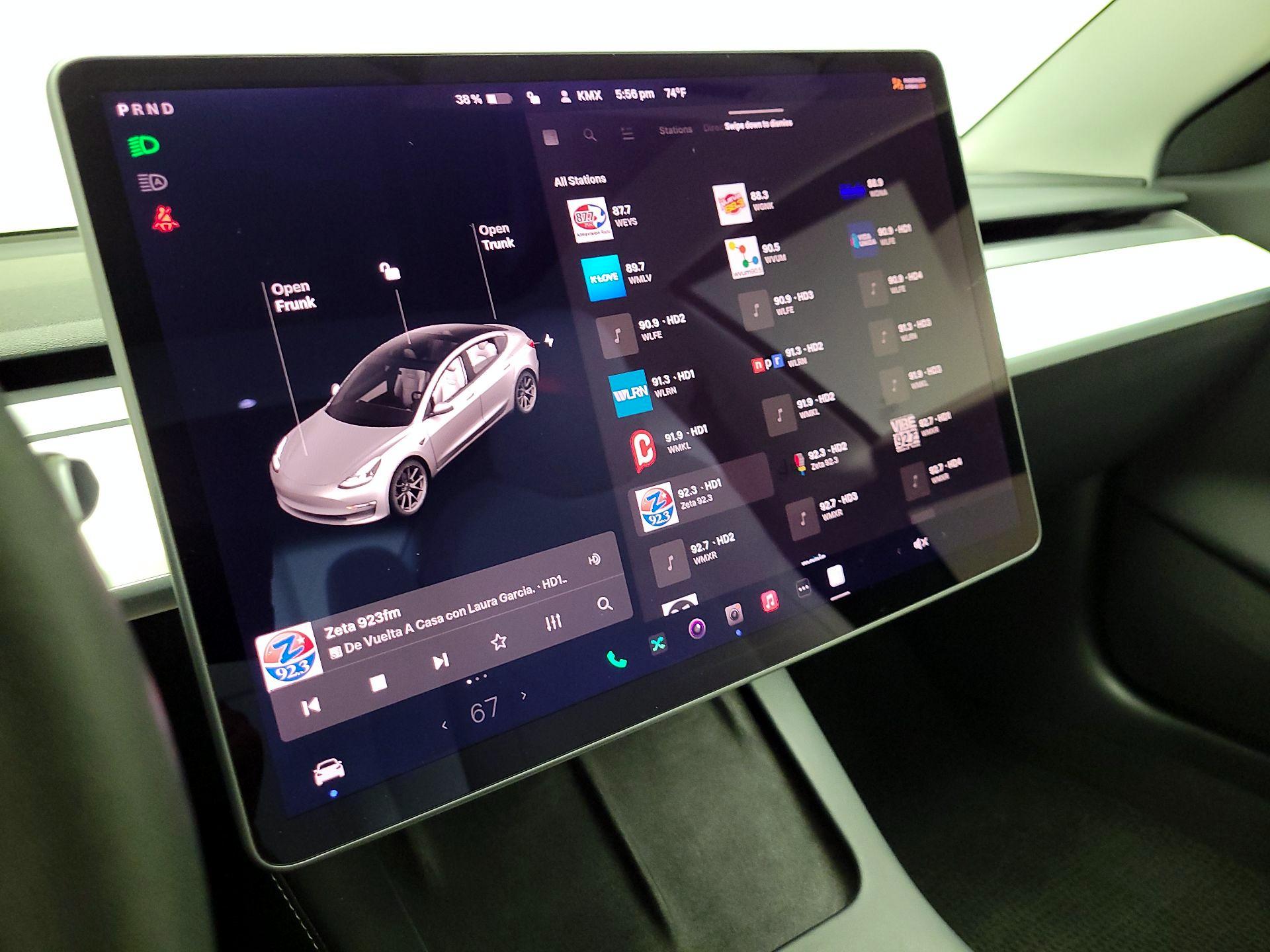 Thumbnail: 2021 Tesla Model 3 - 15